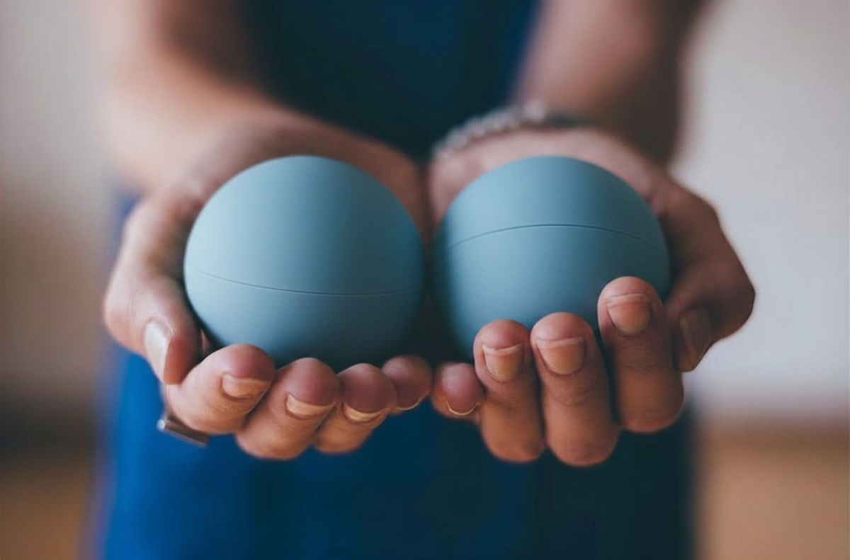 massage balls.png