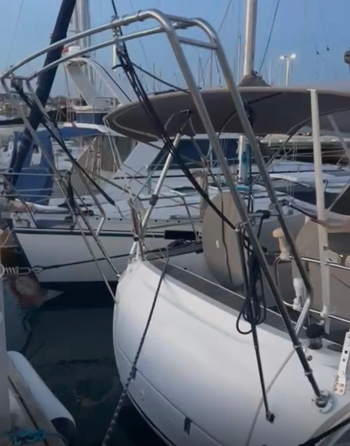 Arco de popa Bavaria  40 Cruiser