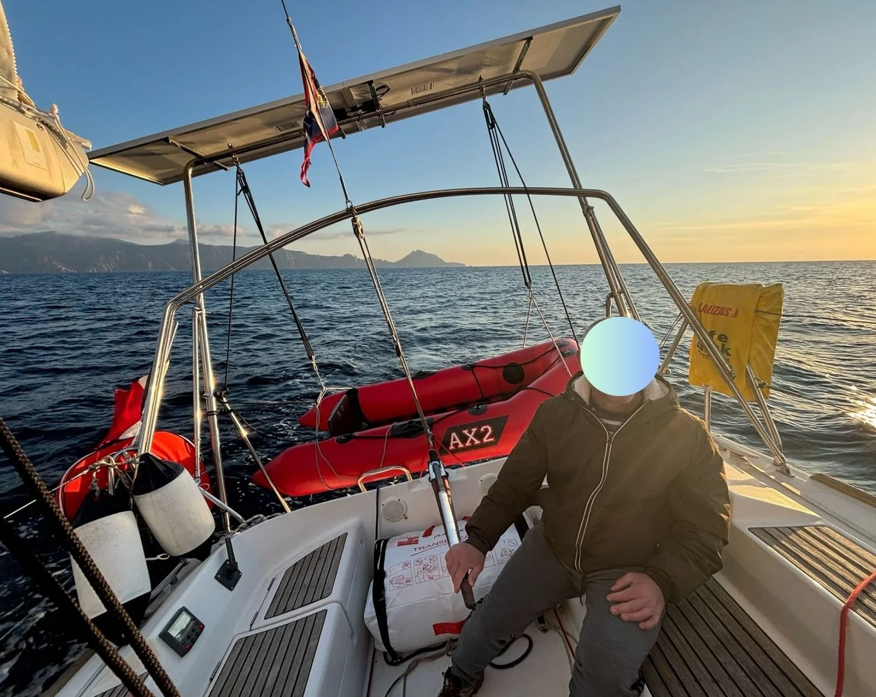 Arco de popa Beneteau 311 DL