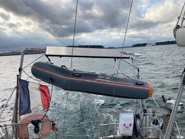 Arco de popa Beneteau Oceanis 40 cc