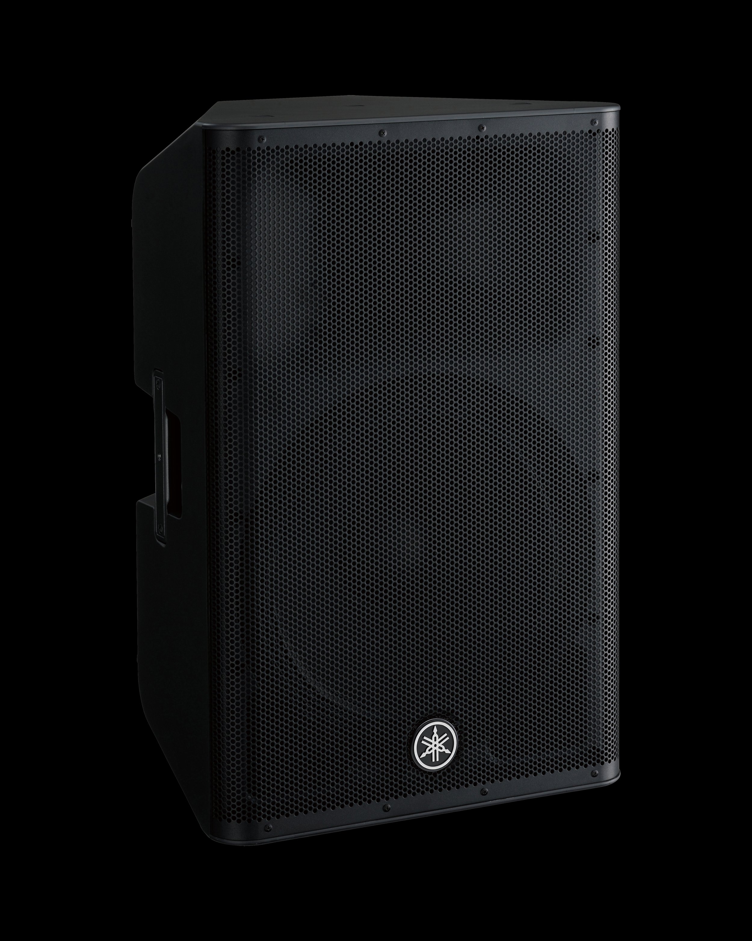 Yamaha DXR15 MKII Side View.jpg