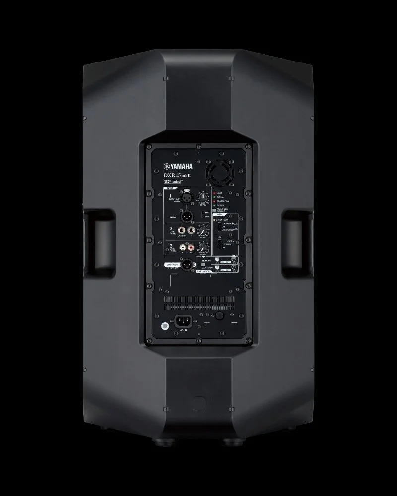 Yamaha DXR15 MKII 15-inch powered PA speaker front view