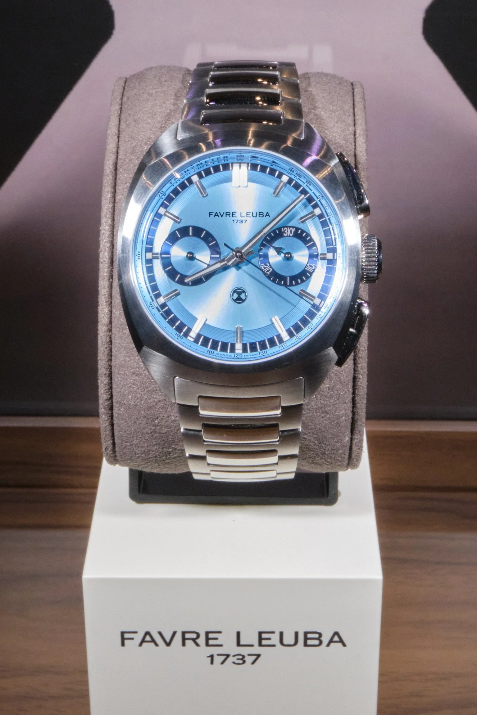 WatchPro 11.jpeg