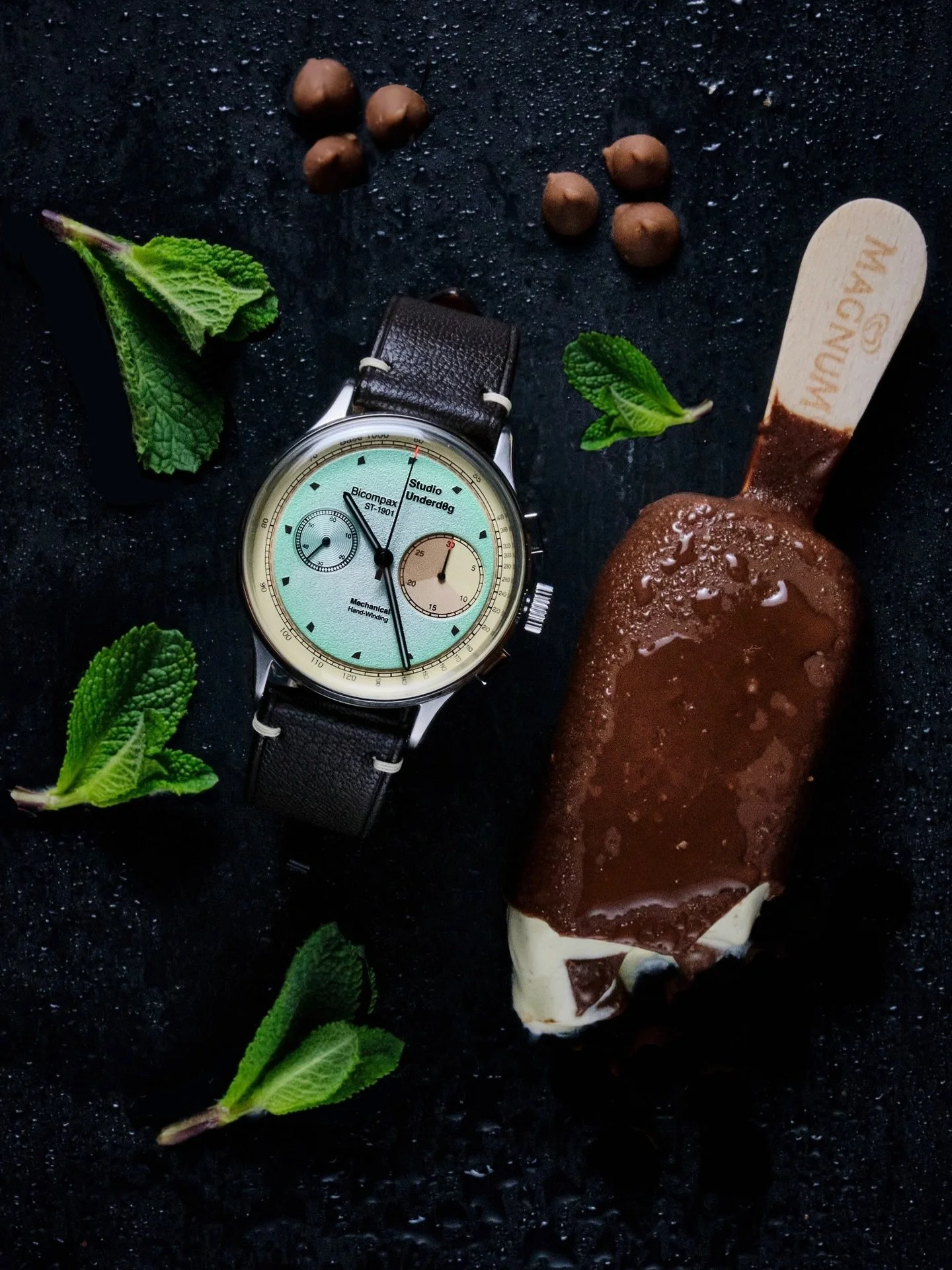 Mint Ch0c Chip anyone? Not exactly ideal weather for ice cream today, but this archive find was too good not to share. 

This stylish piece from @studio.underd0g's first series still holds up today, just like it did in 2022. Which other indie watches
