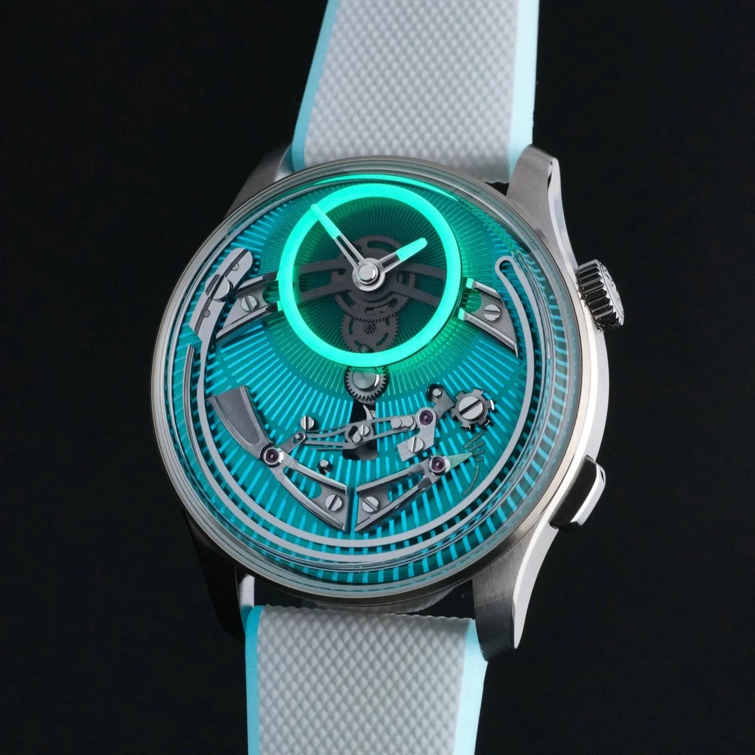 Christopher Ward Bel Canto Lumiere Hands On