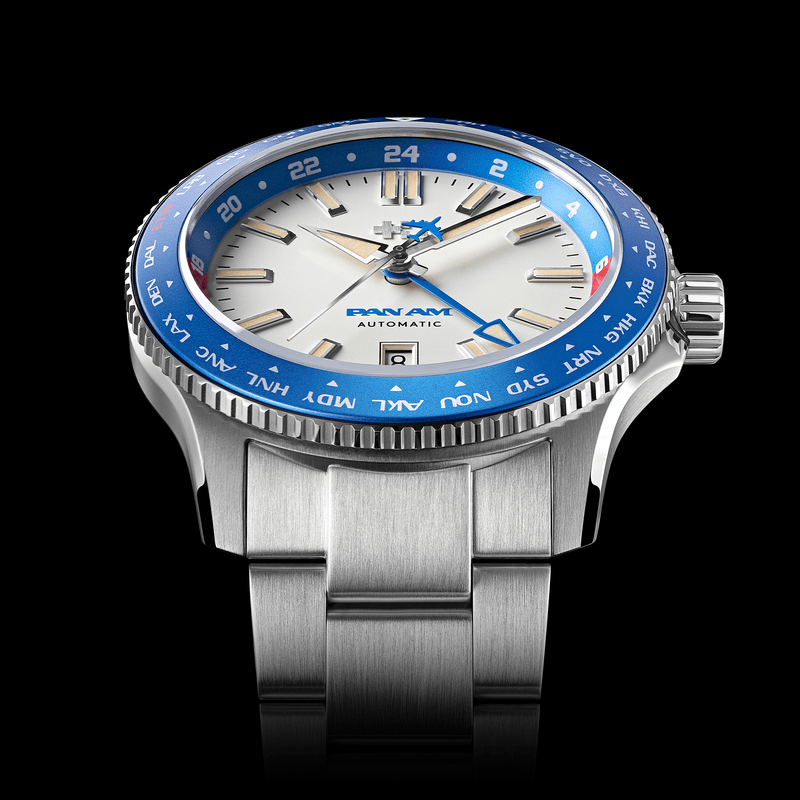 Christopher Ward C60 GMT Pan Am 6.png