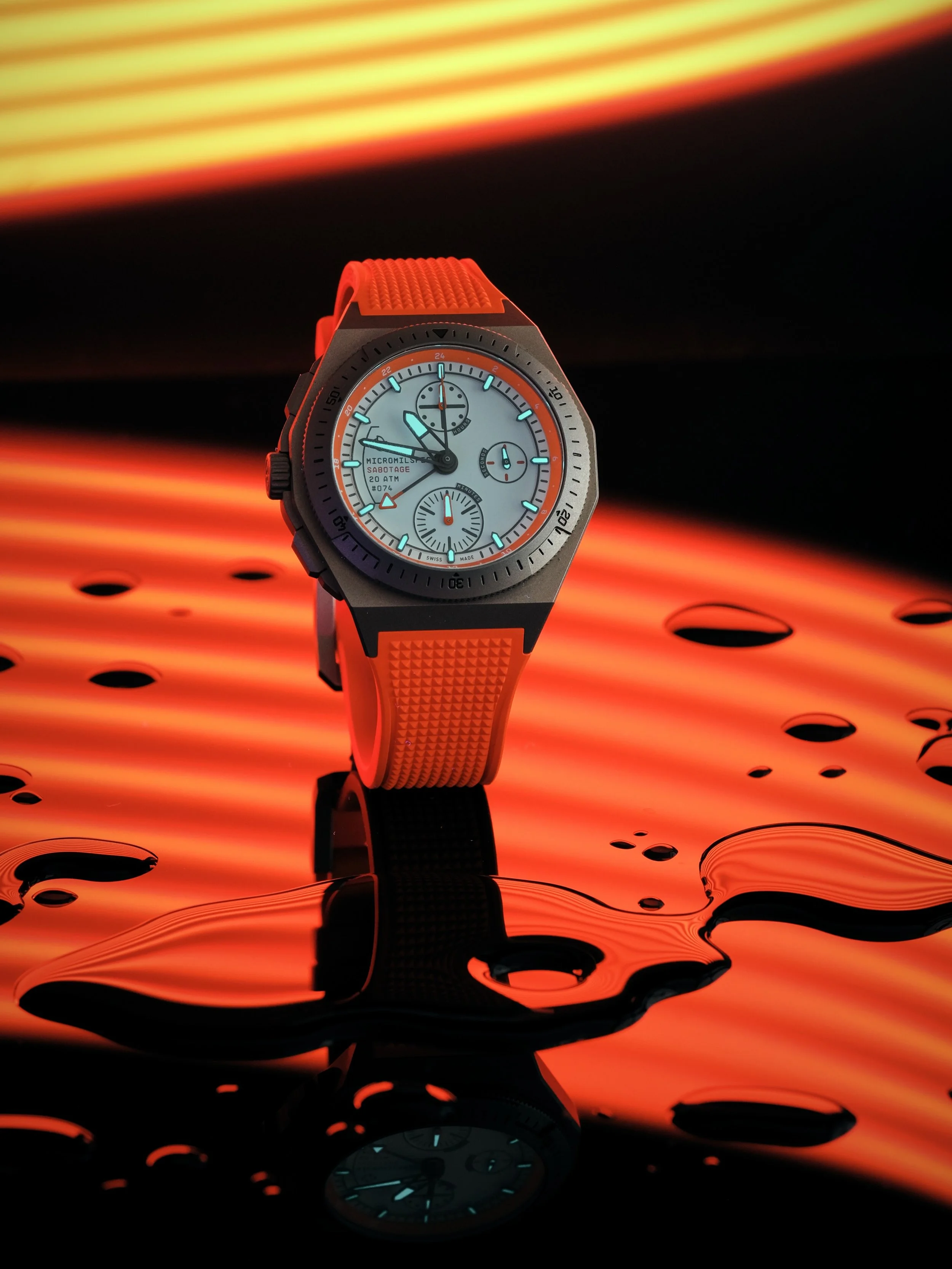 One set up, two completely different shots. 

Still in the honeymoon phase with the @micromilspec Project Sabotage. The orange and white contrast on the dial is just superb. It&rsquo;s so damn awesome. 

These two lume shots to celebrate #fridaynight