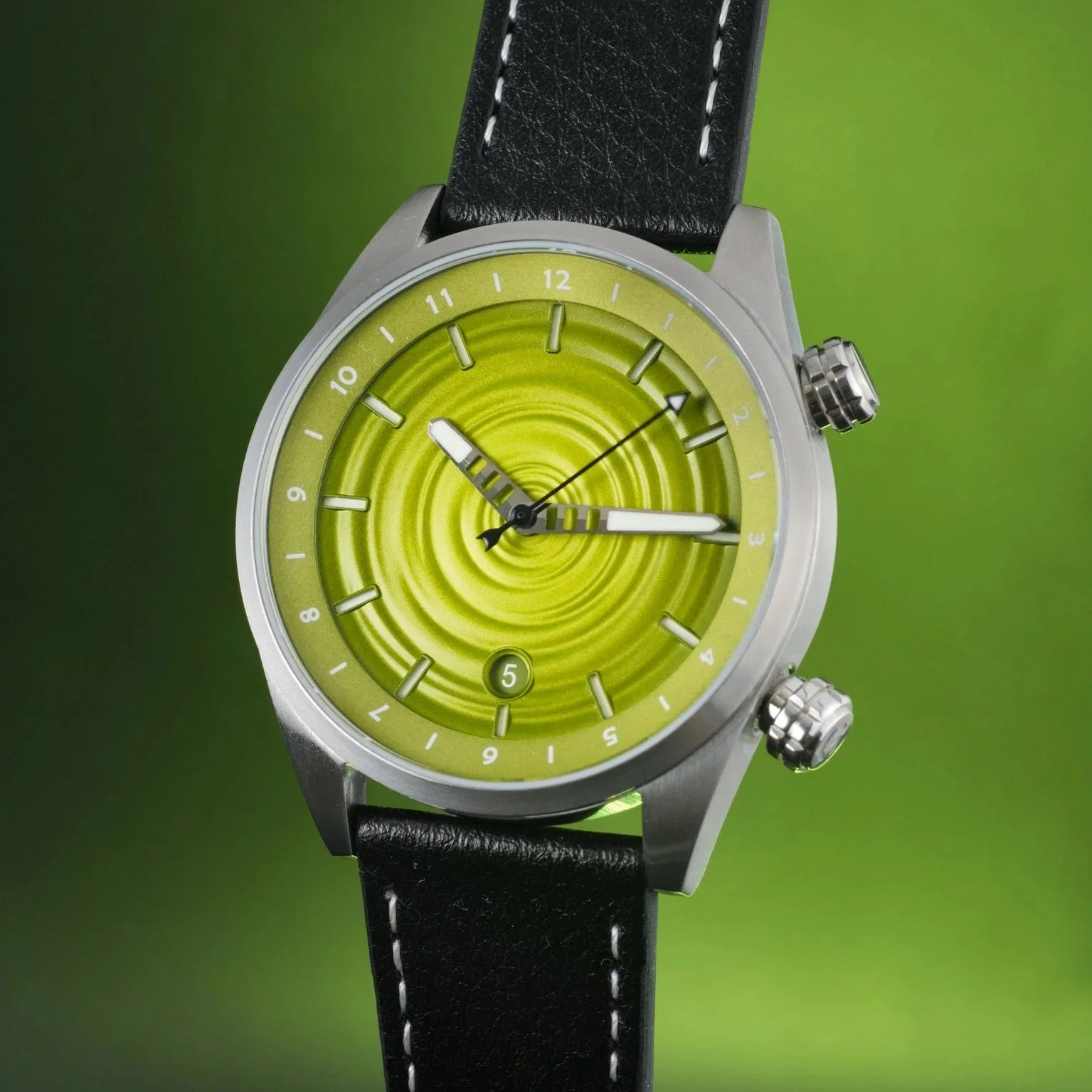 Golby Skipping Stone Review: Time on the Wrist
