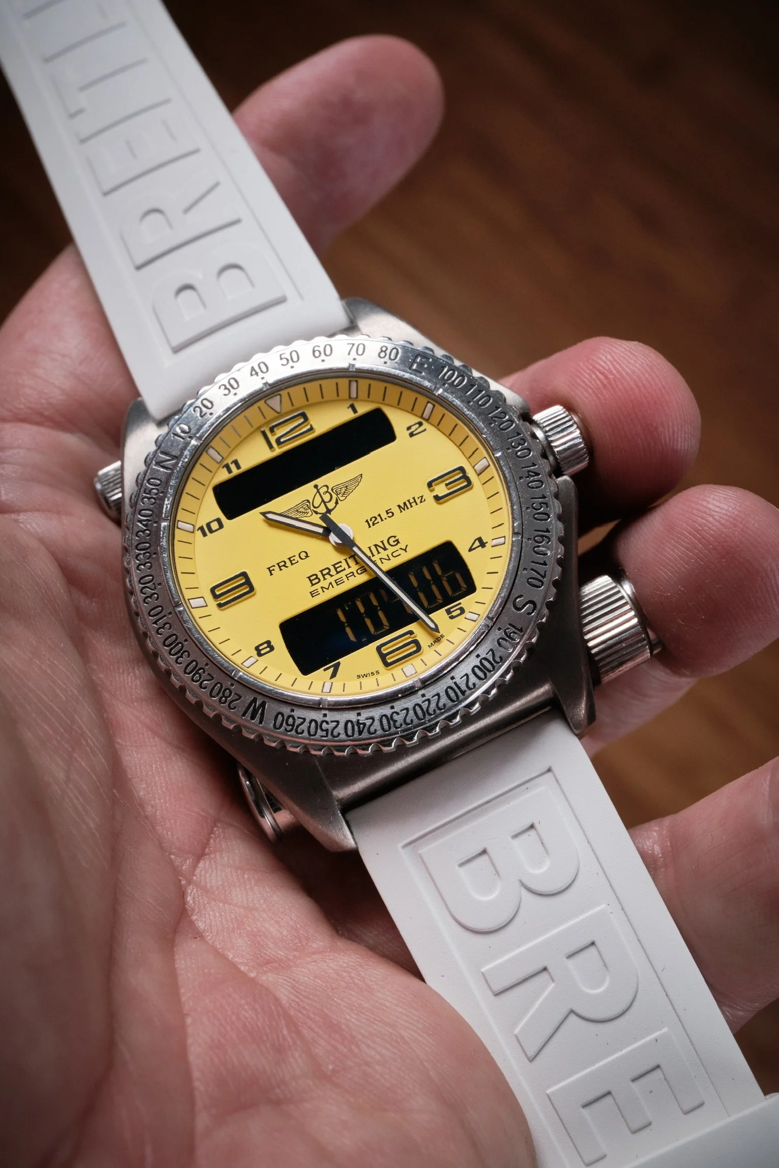 Breitling_Emergency 12.jpg