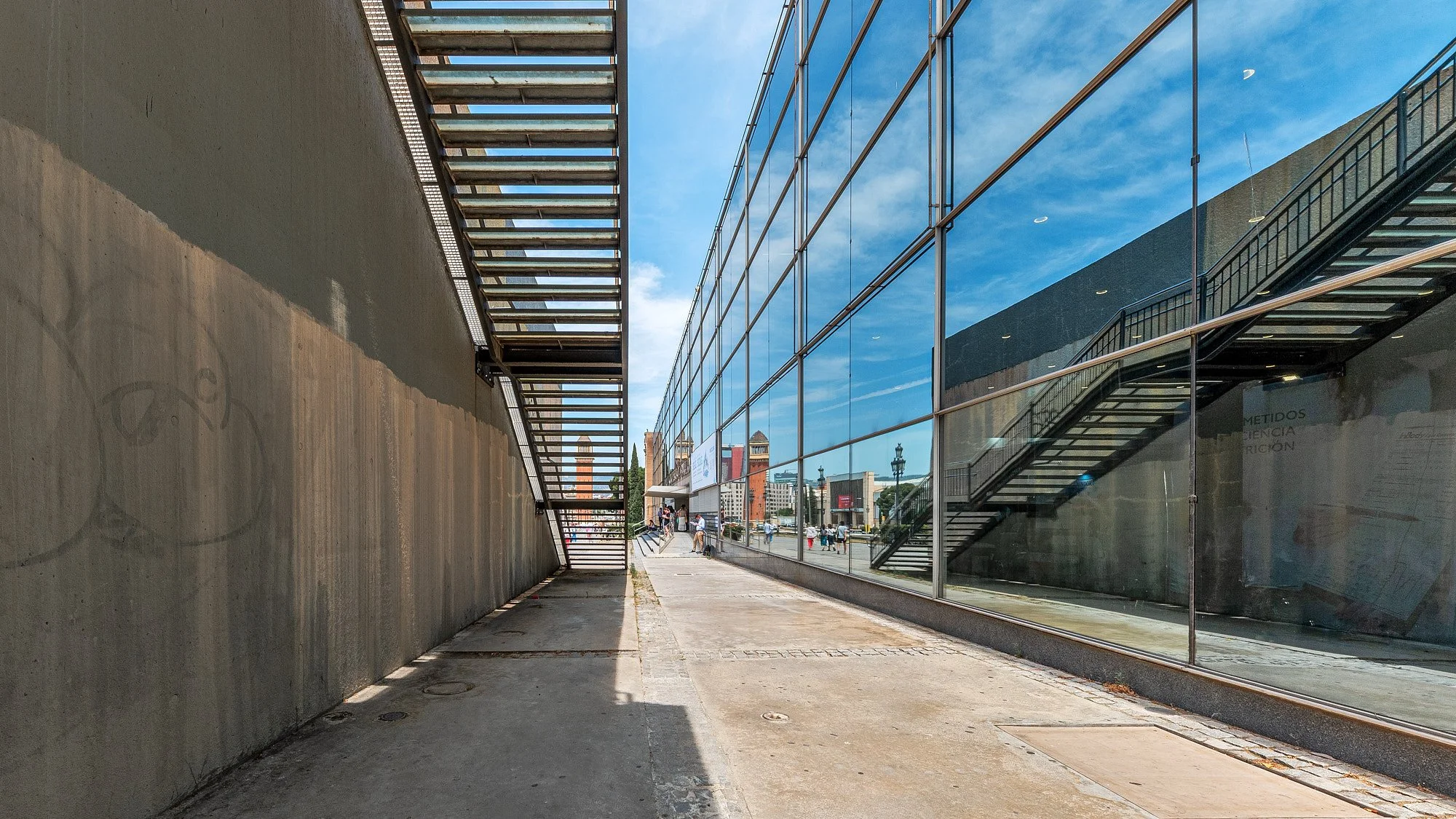 consuela-arquitectura-barcelona Palacio de Congresos de Barcelona 2.jpg