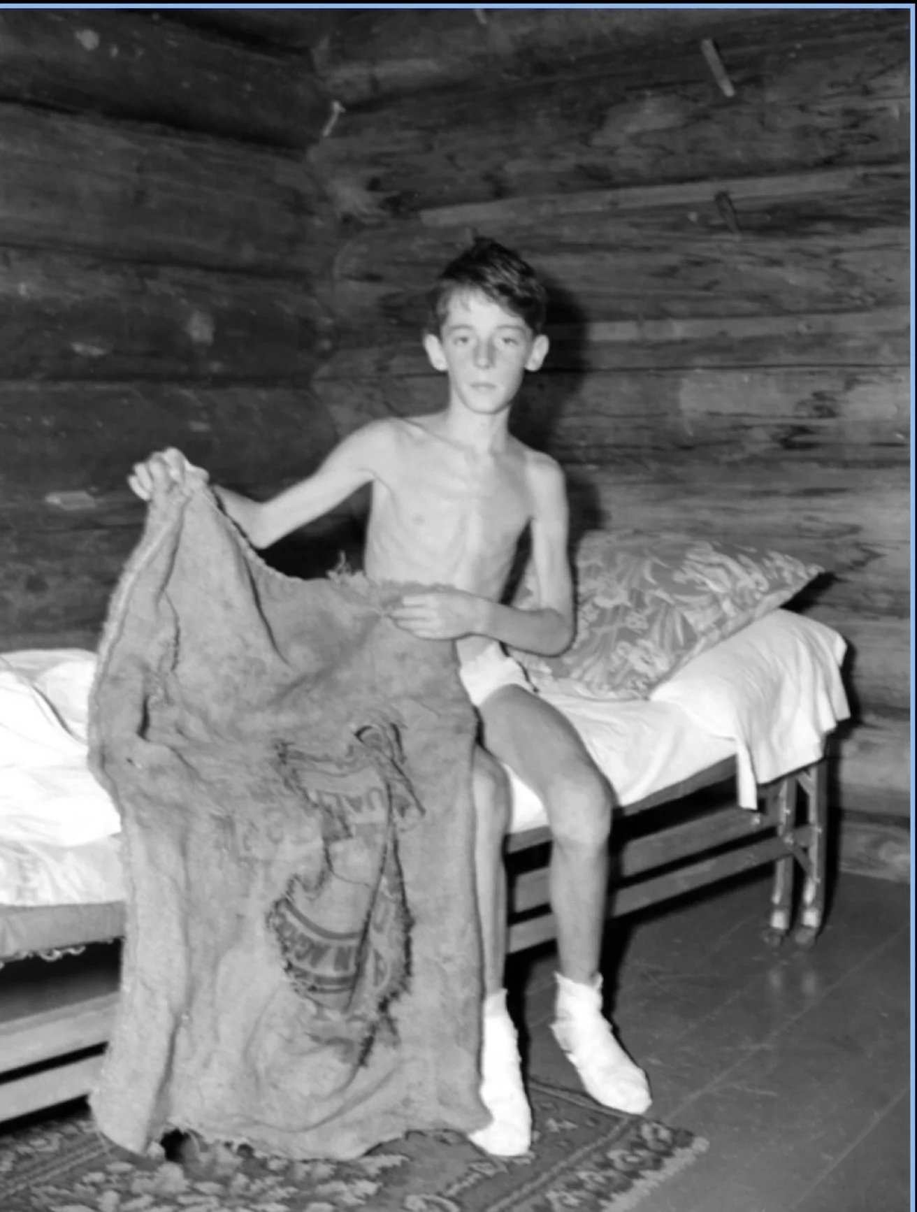 Kicked off our Monday morning power- up  call with a true story here in Maine 🔥✨💪🏻

In 1939, a 12-year-old boy named Donn Fendler got lost on Mount Katahdin and survived alone in the wilderness for nine days with no food, no shoes, and no map, jus