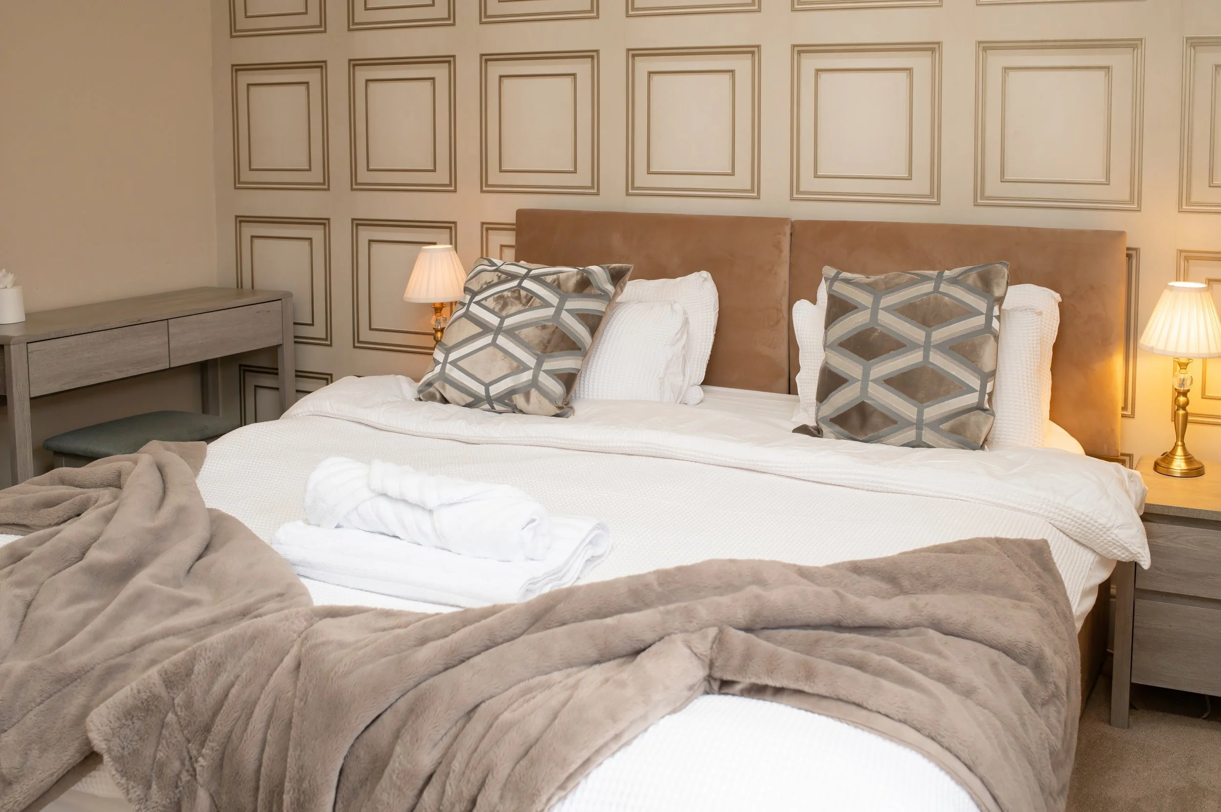 Flexible bedrooms twins or superking