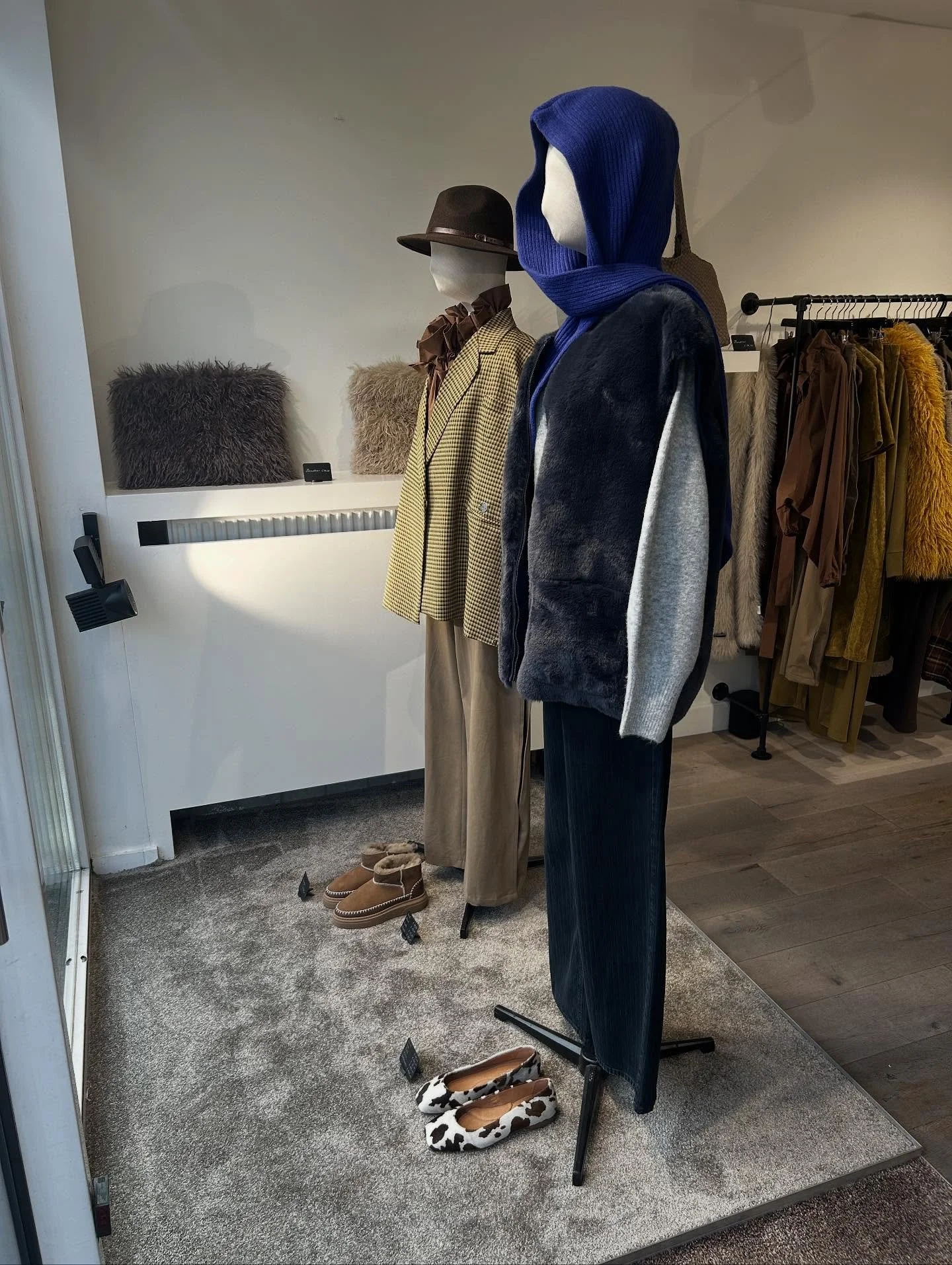 NEW WINDOW ❄️❤️