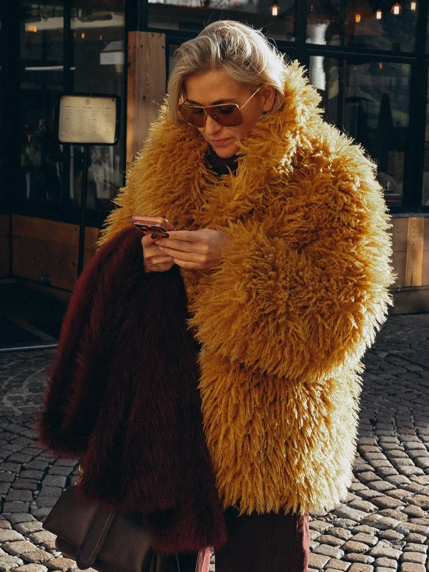 Mountain Outfit 🏔️💛❤️

Photographer @estelleveldeman