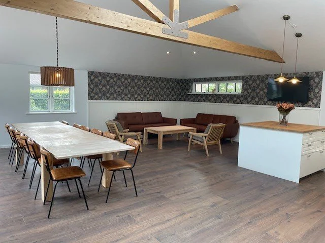 Hus 4 - Stue spisebord.jpg