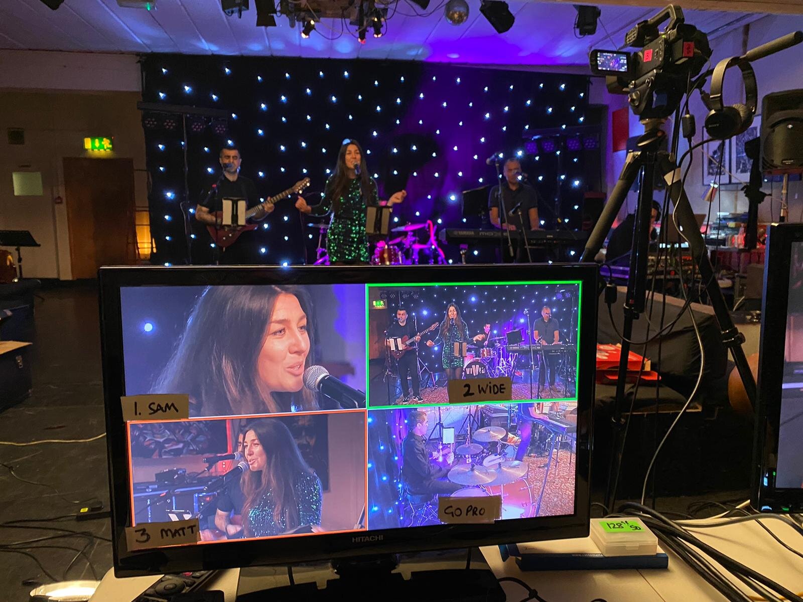 Monitor for live stream