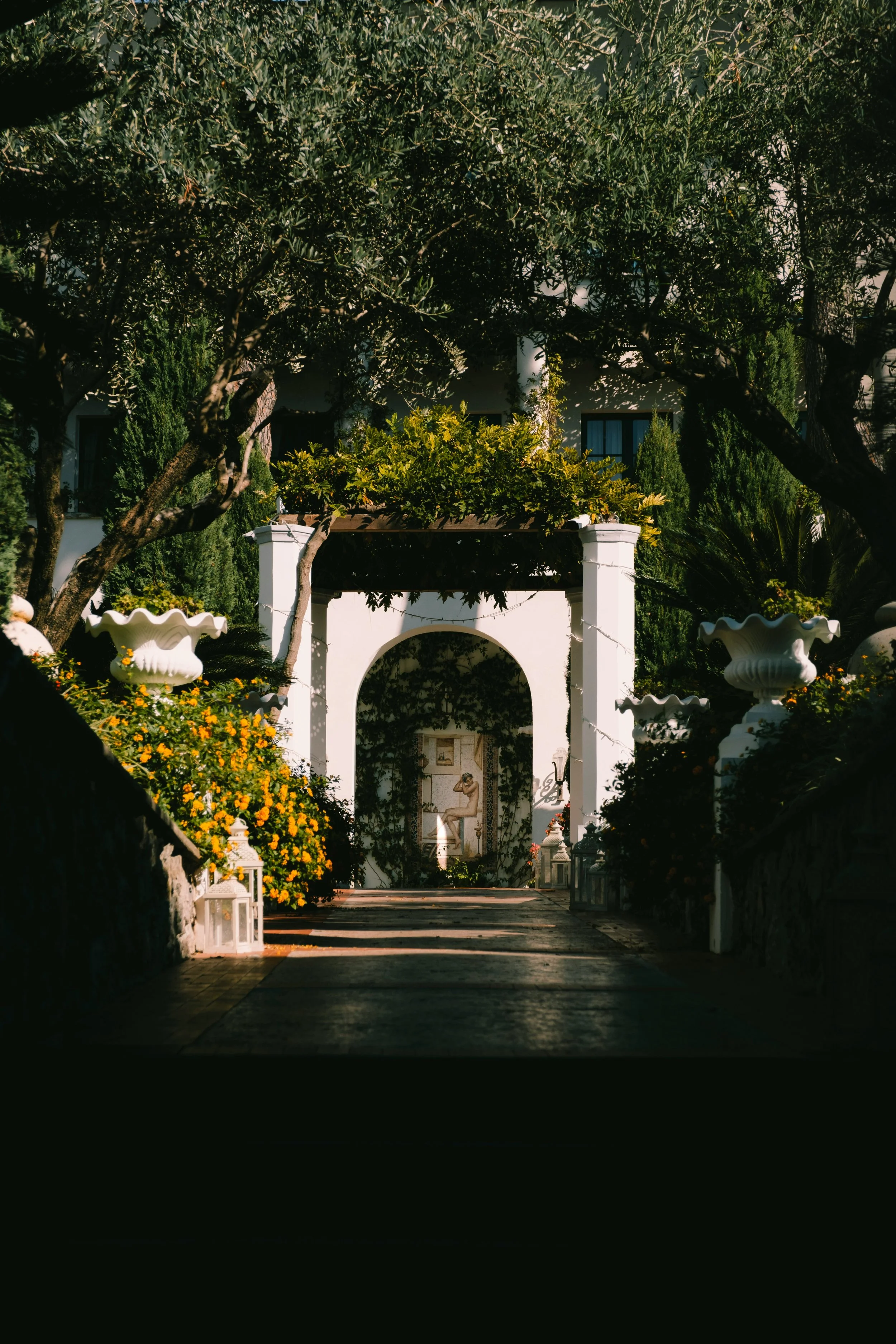 owen-roth-8i-FnmfACy4-unsplash.jpg