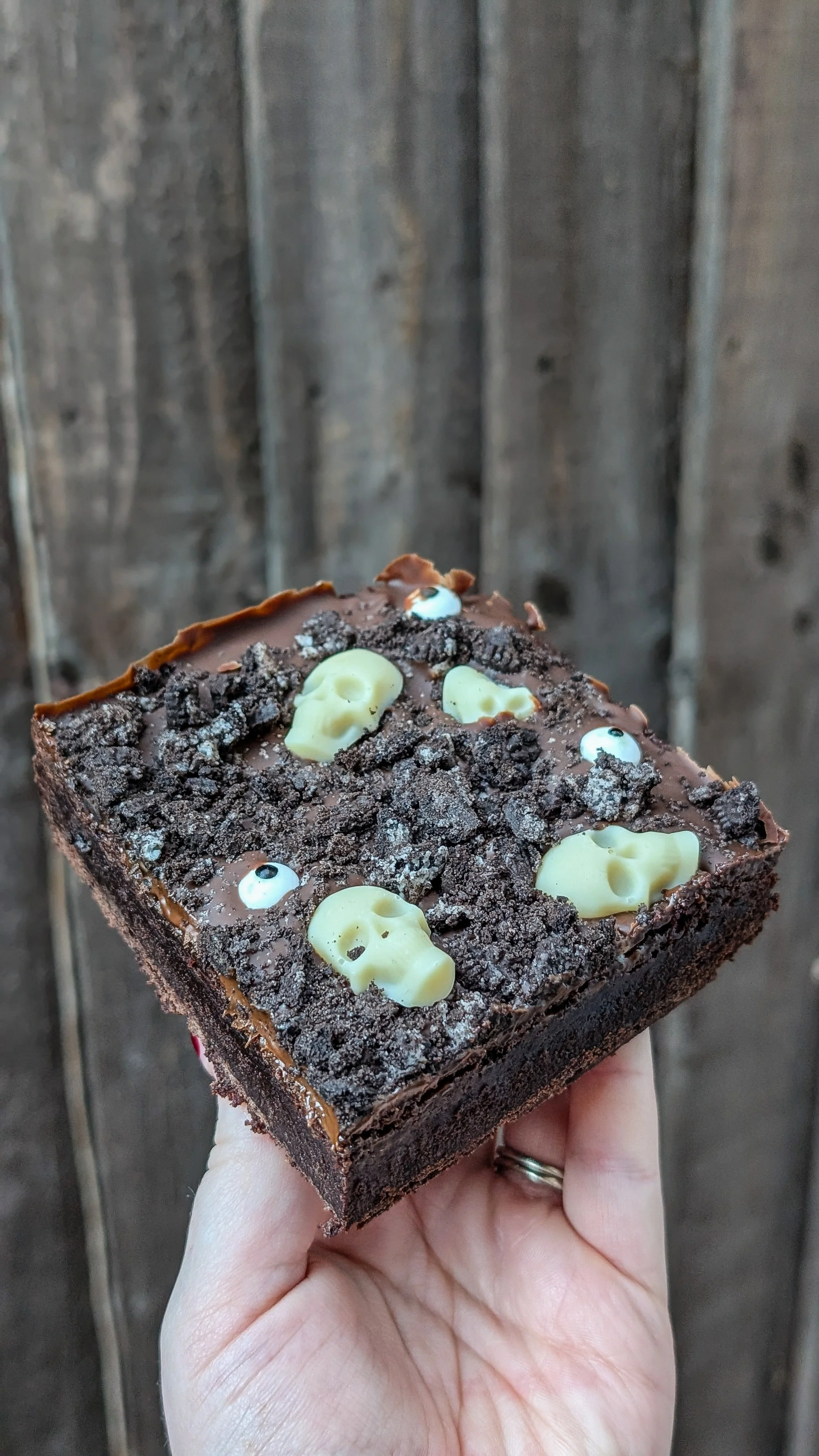 Graveyard brownies