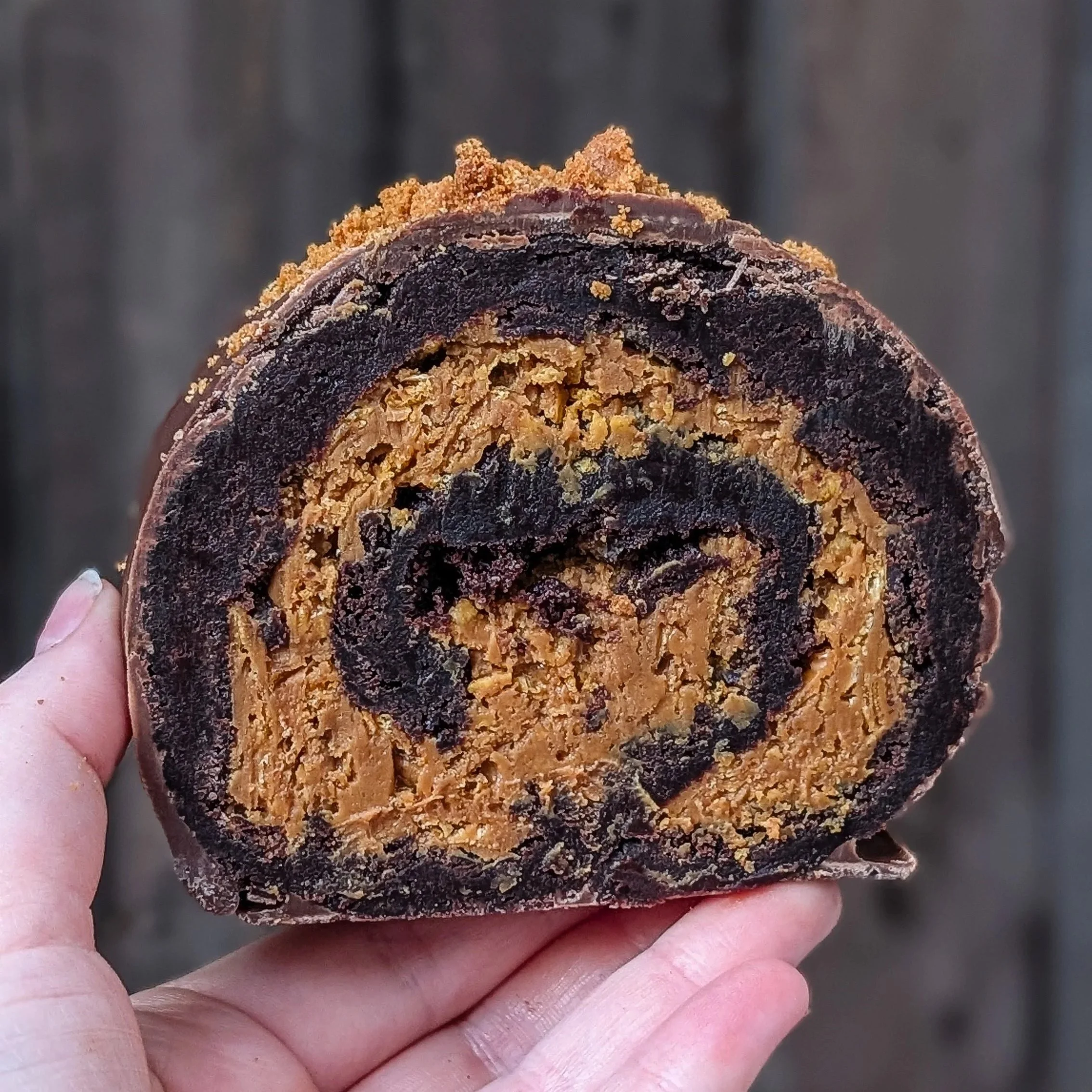 Biscoff Cornflake Brownie Yule log