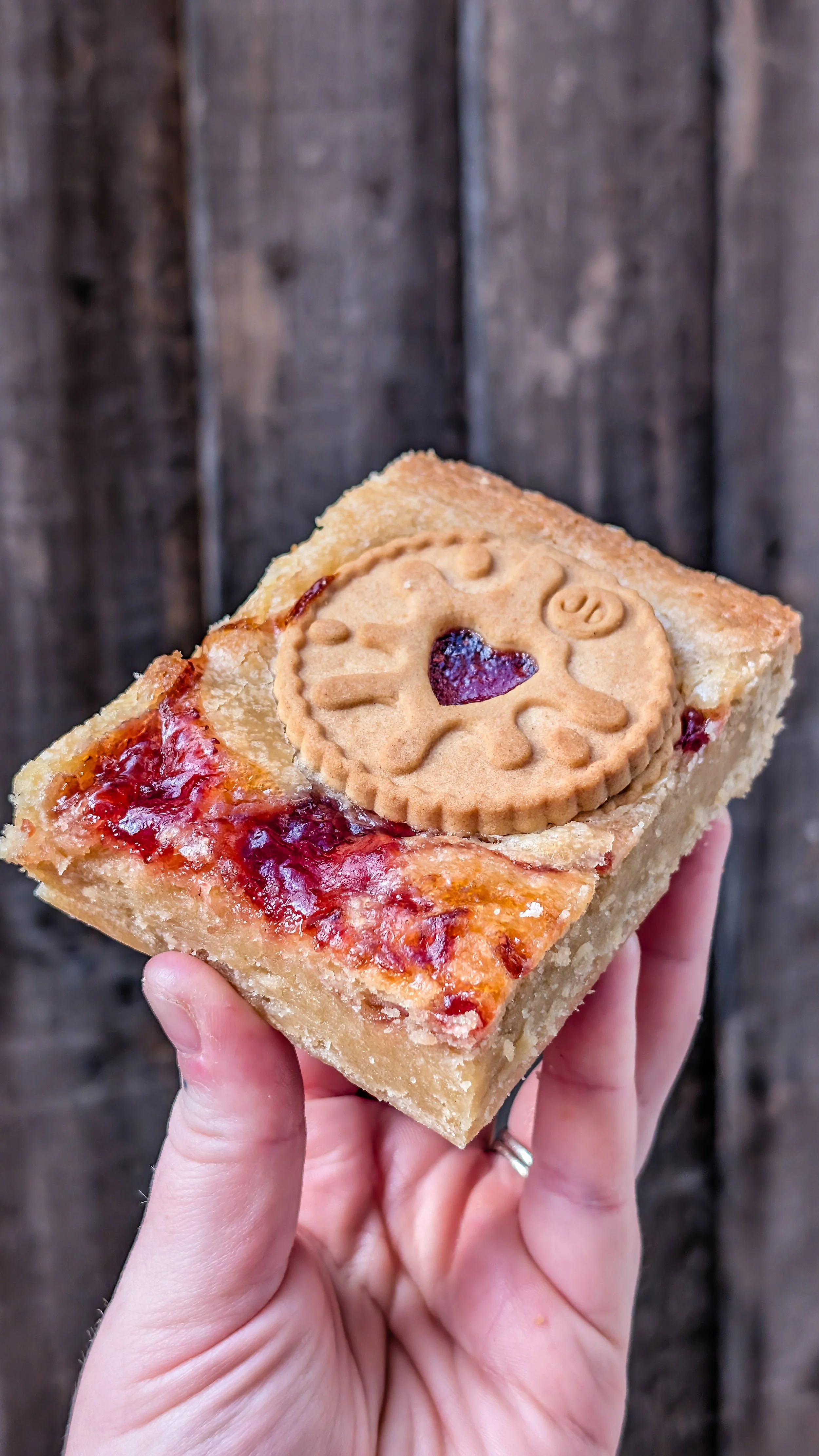 Jammie Dodger Blondie