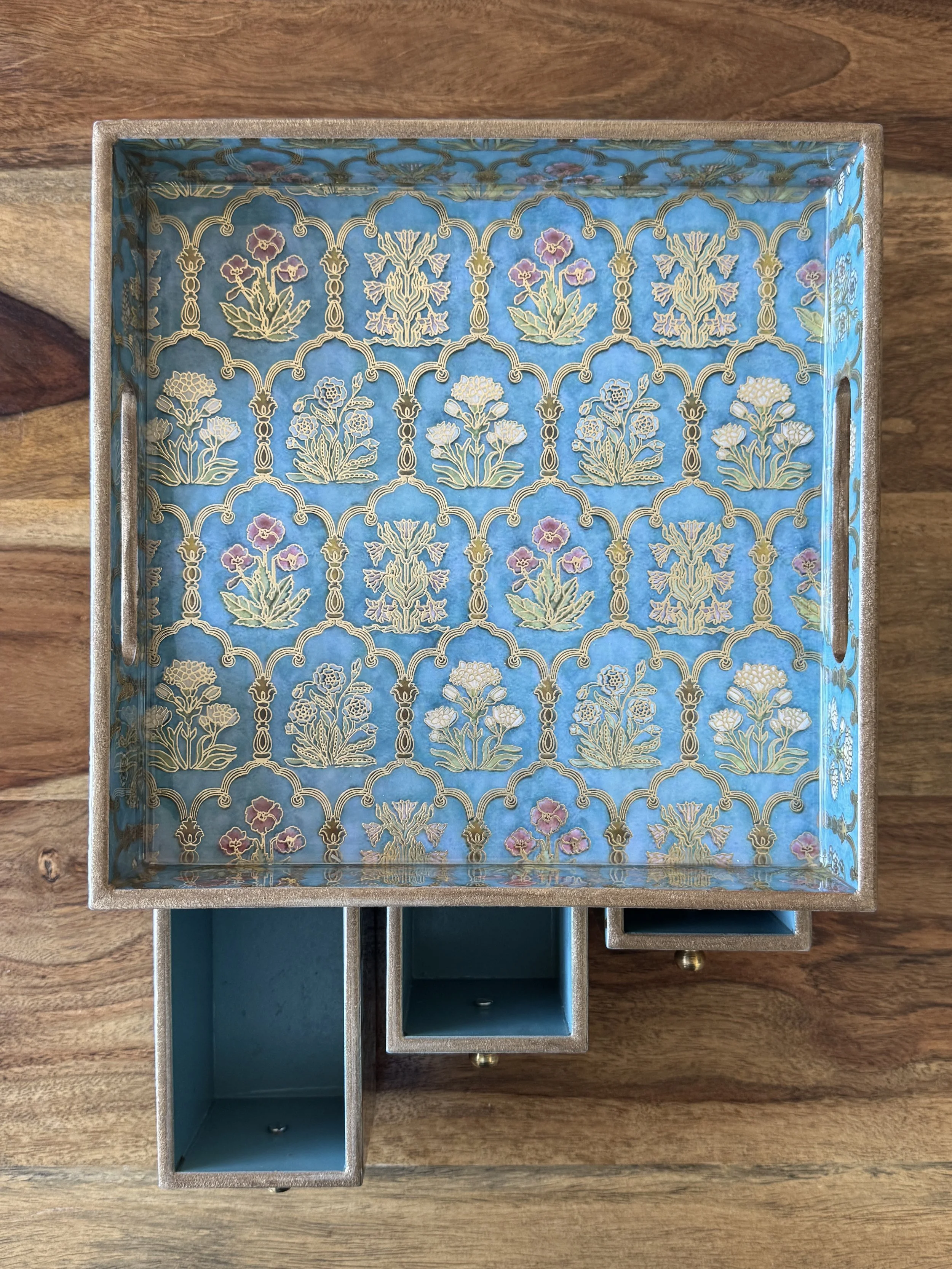 Chest of Drawers with Tray Top Organiser-- Mahraab (Arch)