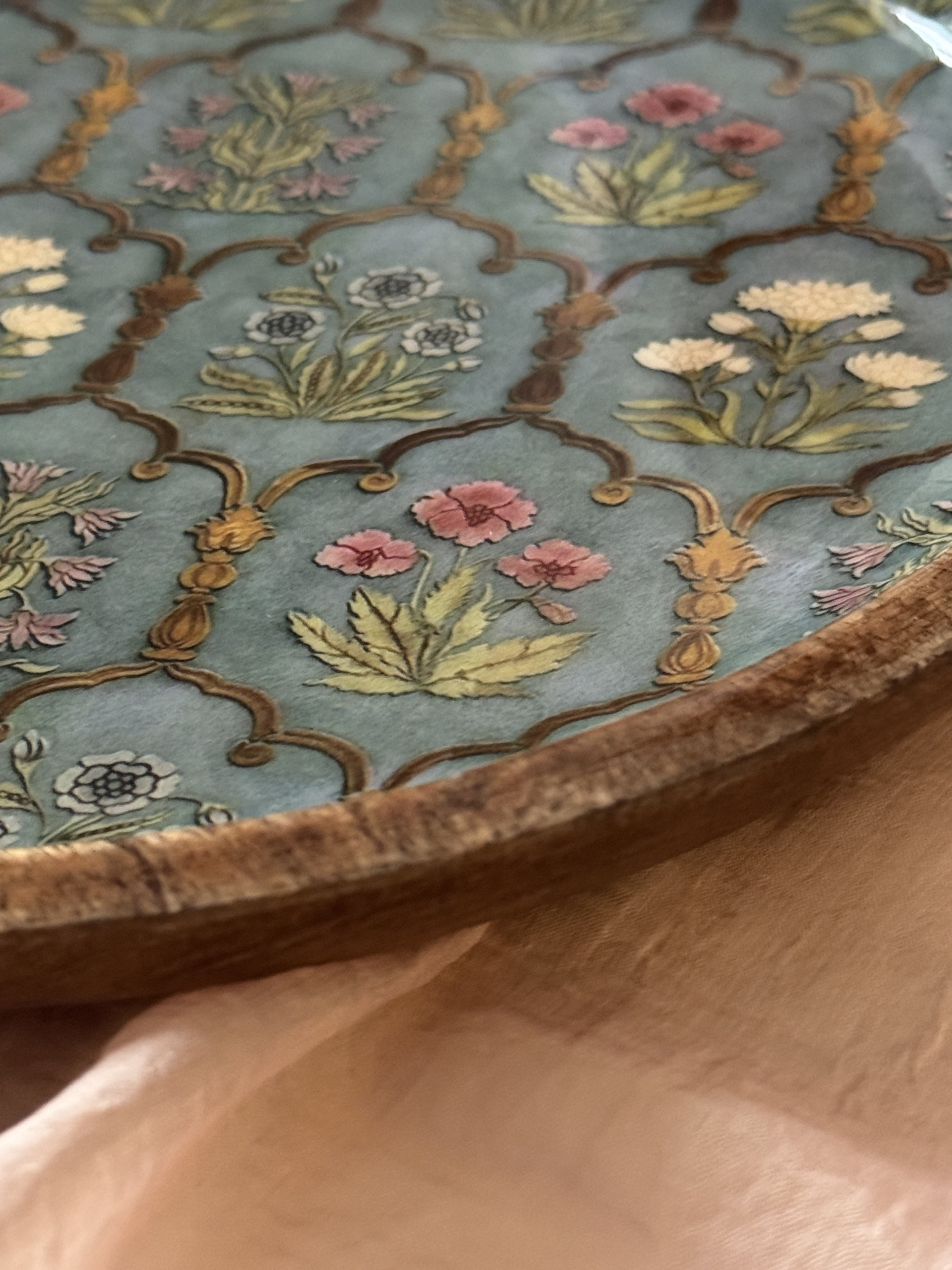 Mangowood- Round Serving Platter- Mahraab