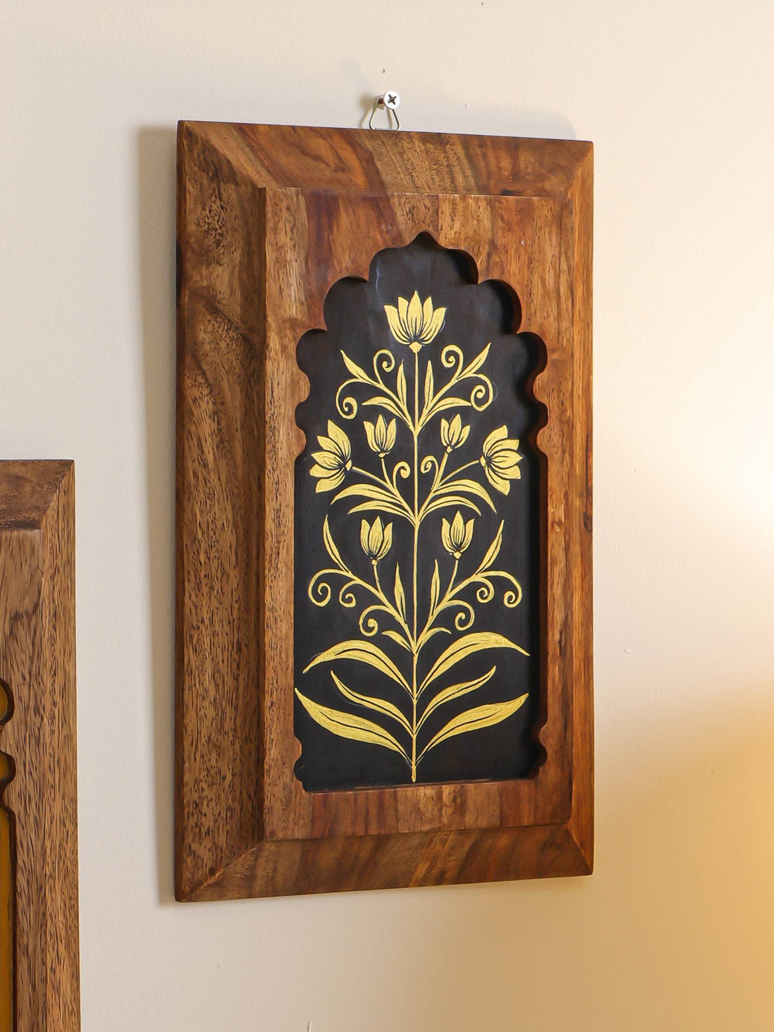 Template- Wall Plates-10.png