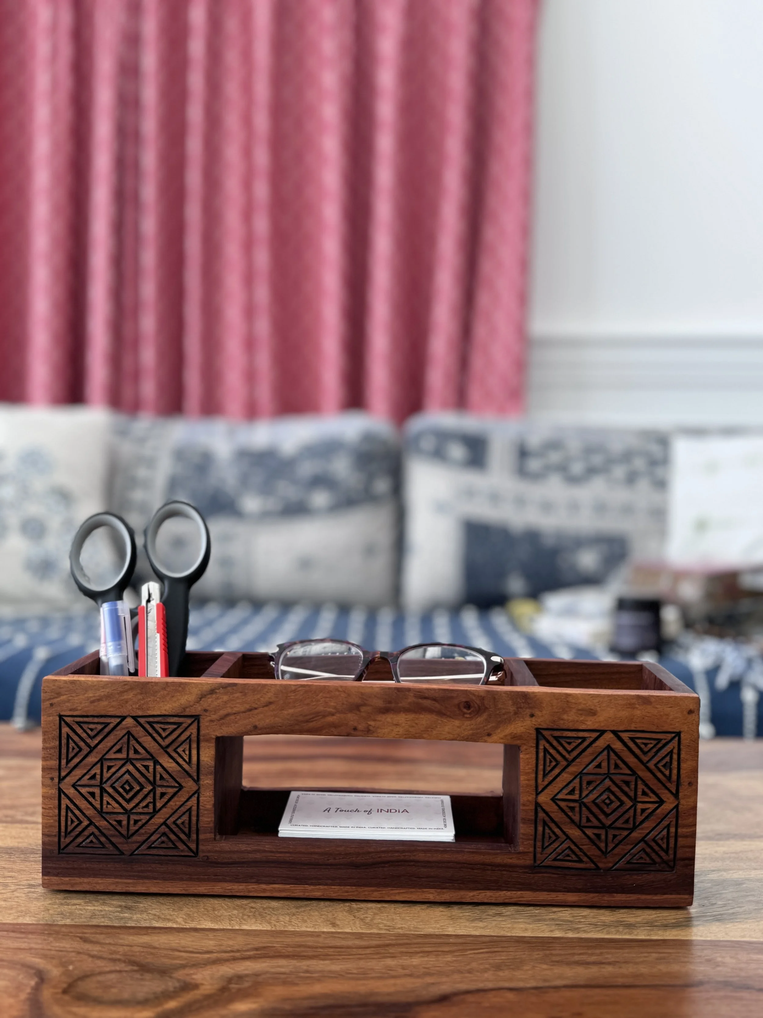 Desk Tidy- Rosewood/ Sheesham Wood Mez (Table)