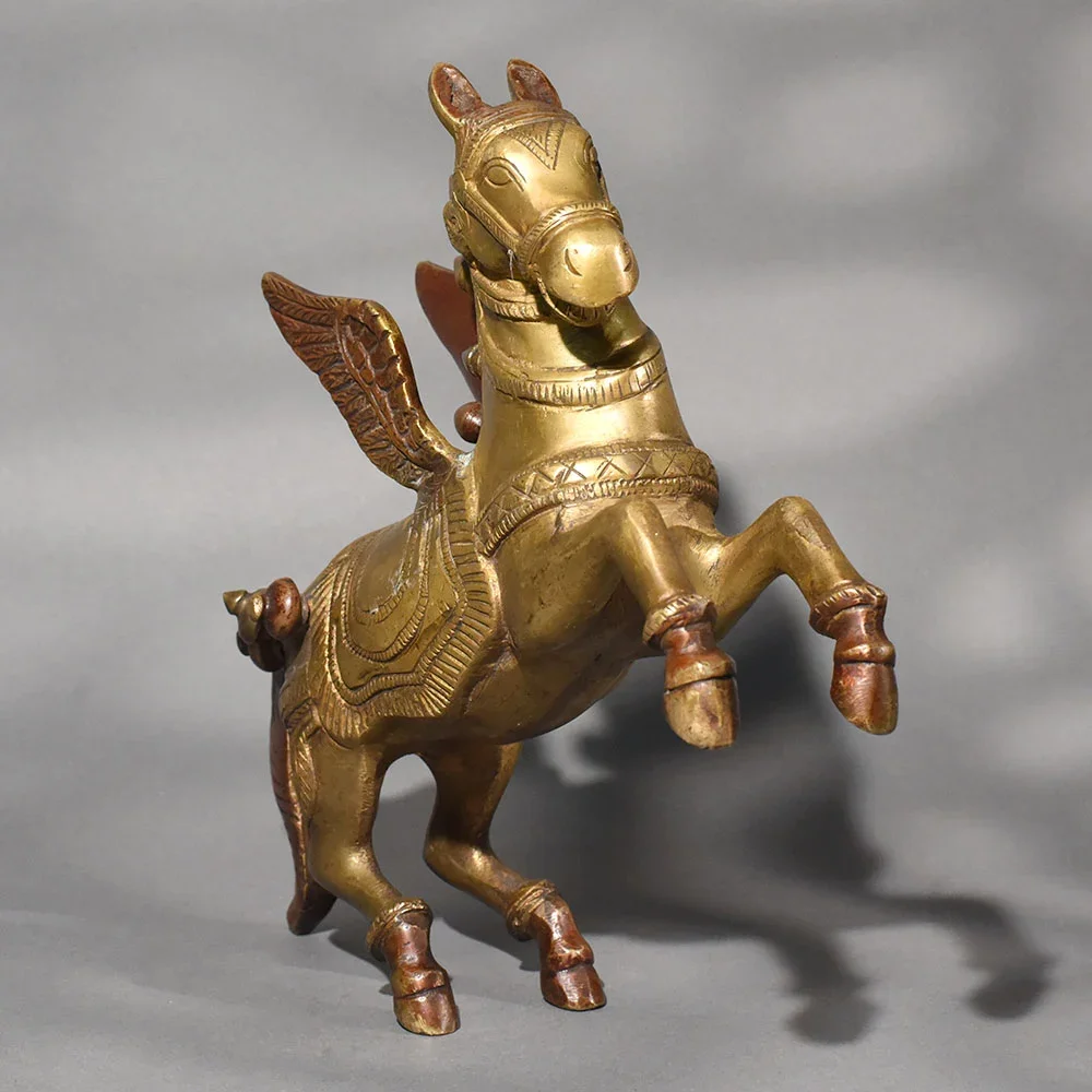 72121High-Quality-Brass-Pegasus-Flying-Horse-Decorative-Statue-7.webp