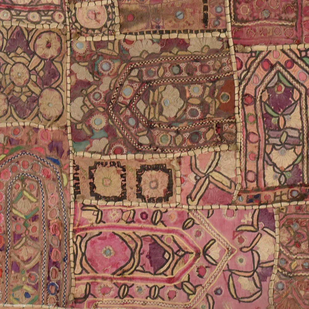 69350-Handmade-Vintage-Patchwork-Embroidered-Wall-Hanging-with-Mirror-Work-4.webp