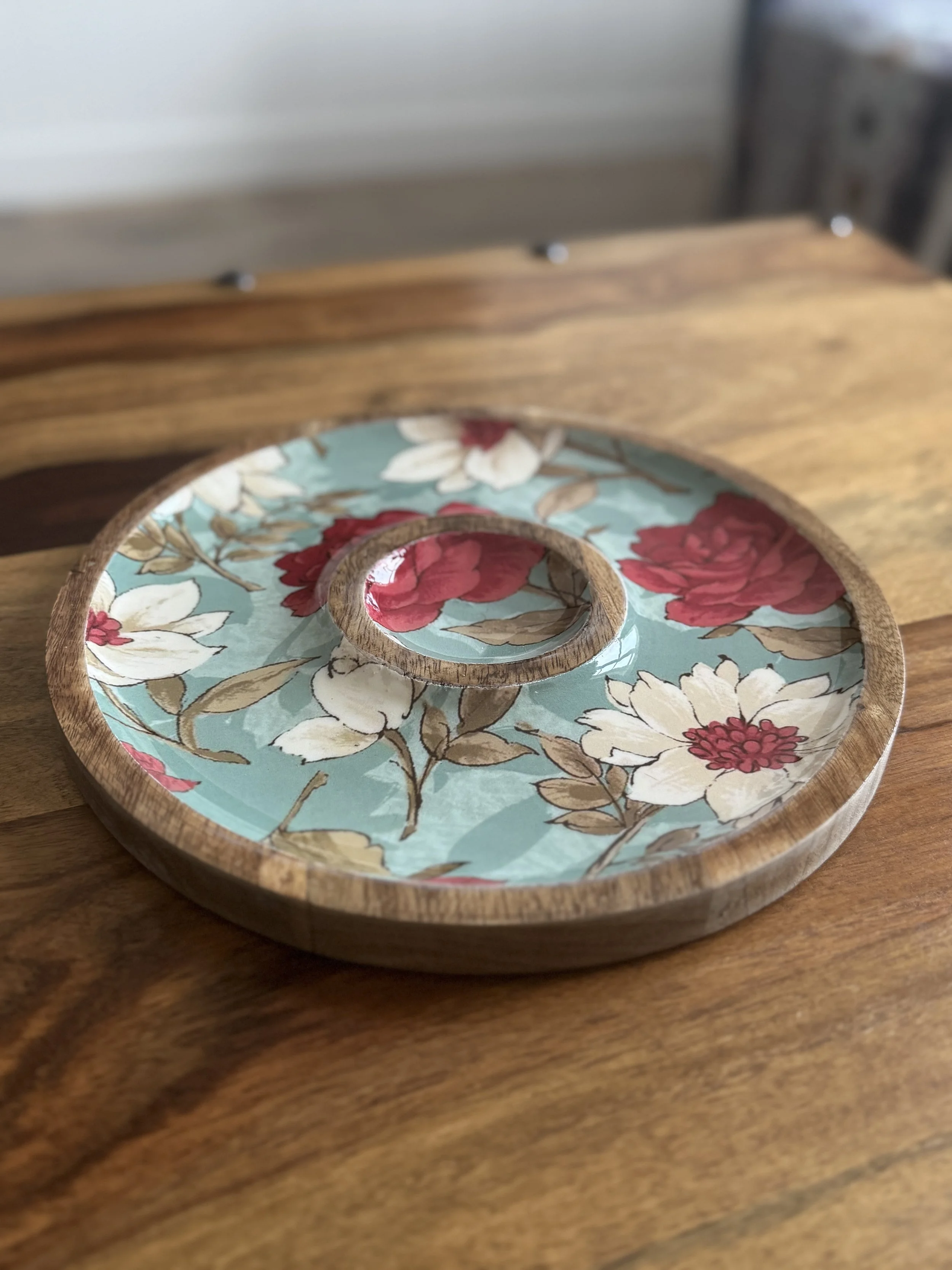 Mango Wood Chip & Dip Serving Platter