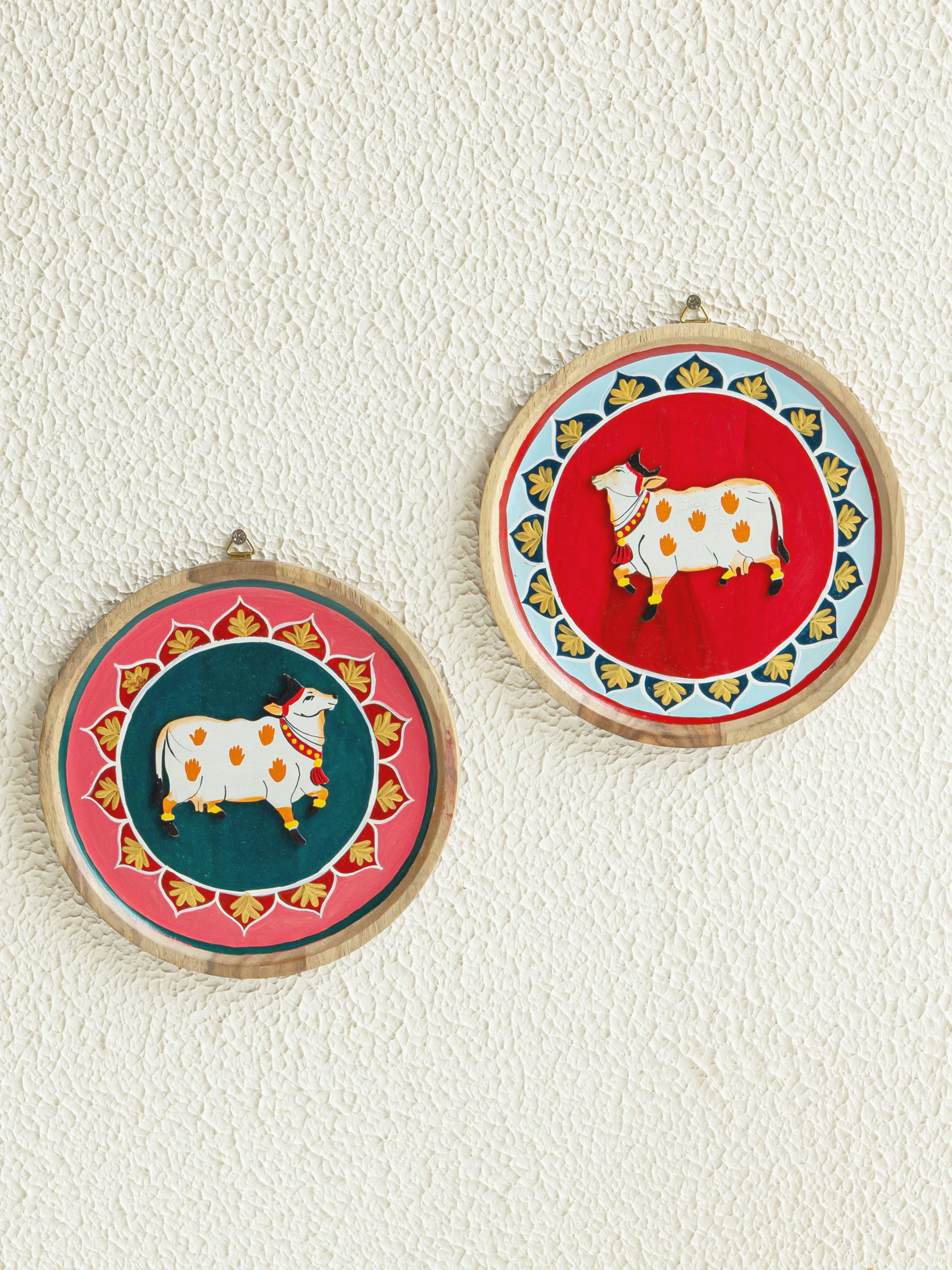 Handpainted Kamdhenu Cows Wooden Wall Plates- Set of Two (Round)