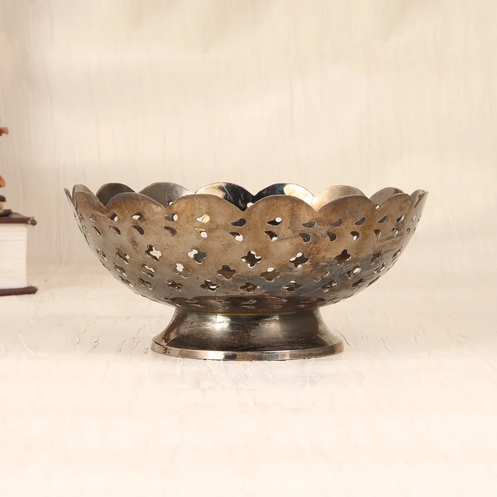 66687Beautiful-Jali-Work-Brass-Fruit-Bowl-for-Home-Decoration-2.webp