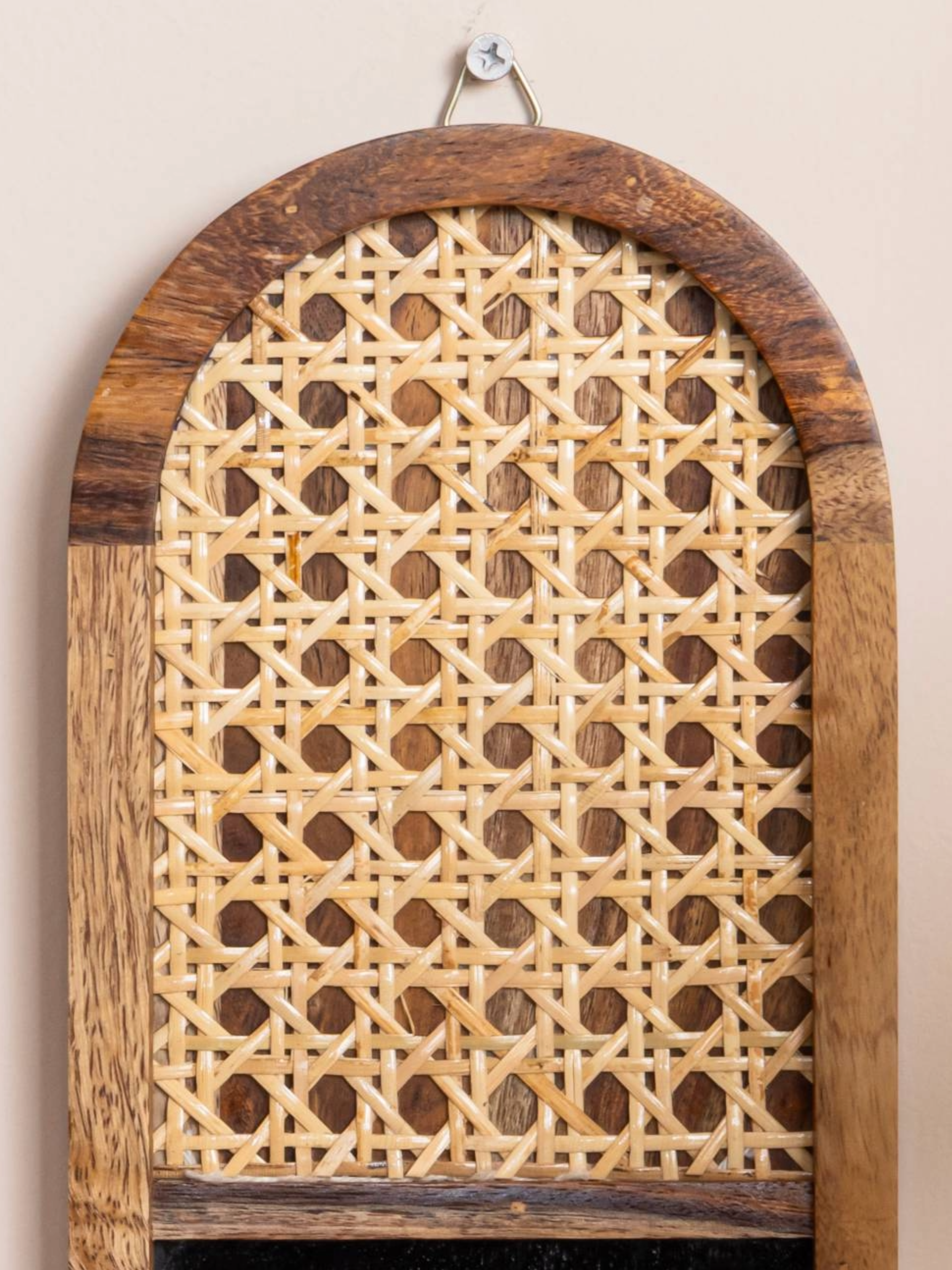 Template- Wall Plates-4.png