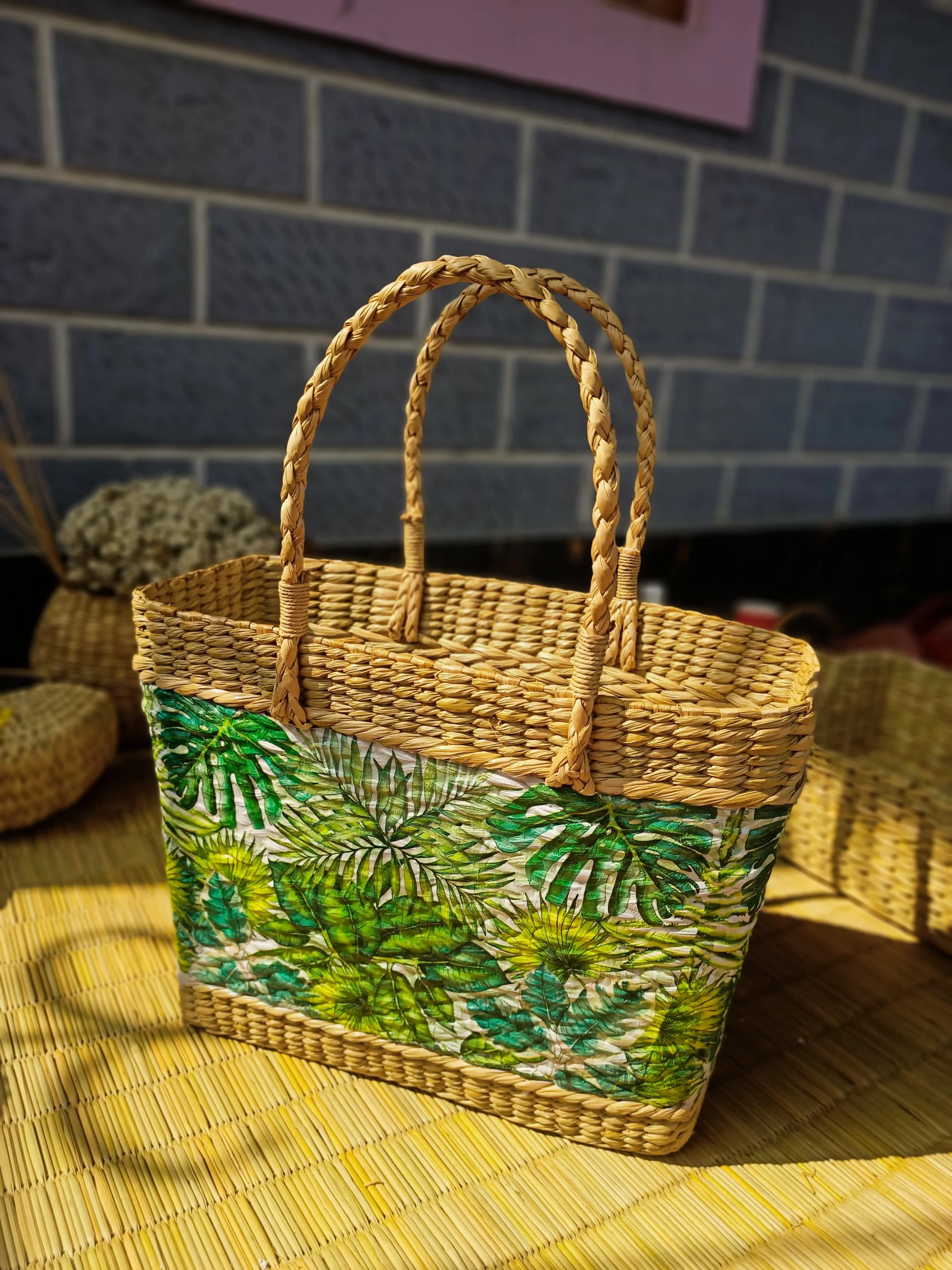 Seagrass Decoupage Basket with Handles - Jungle Greens