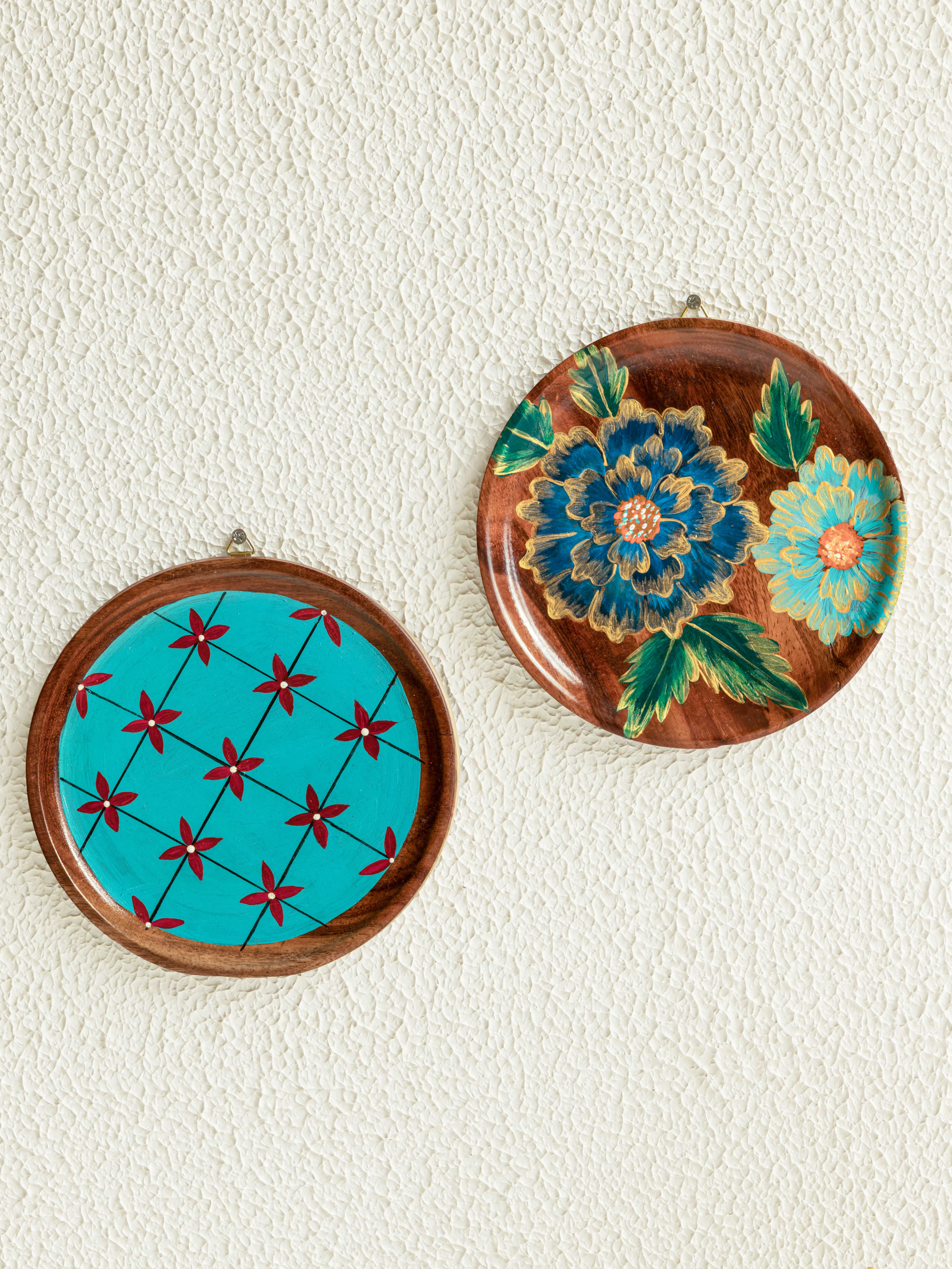 Handpainted Blooming Florals Wooden Wall Plates- Set of Two (Round)