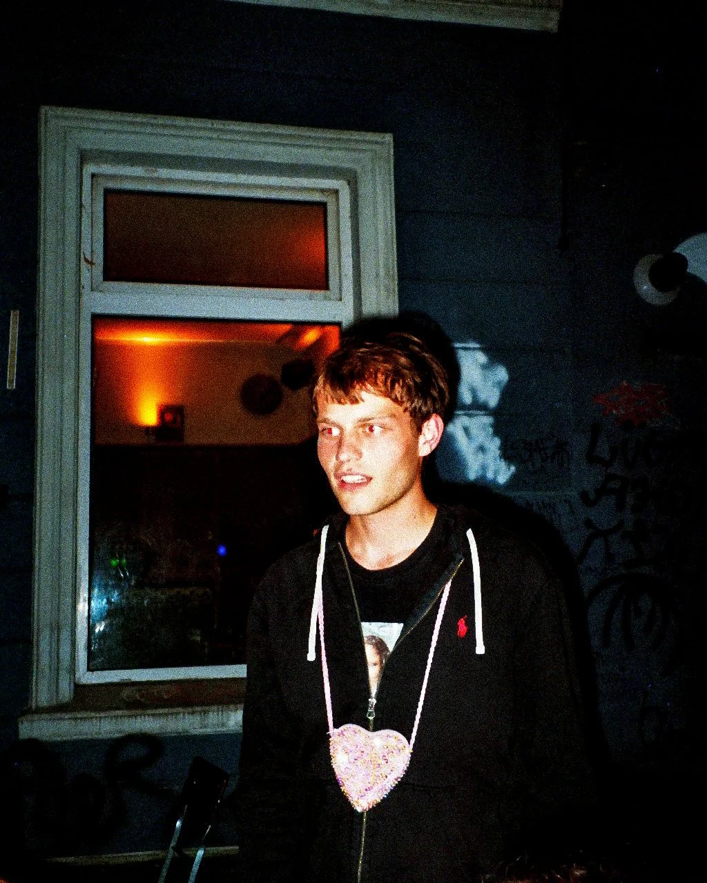 8-imm033_33 2.jpg