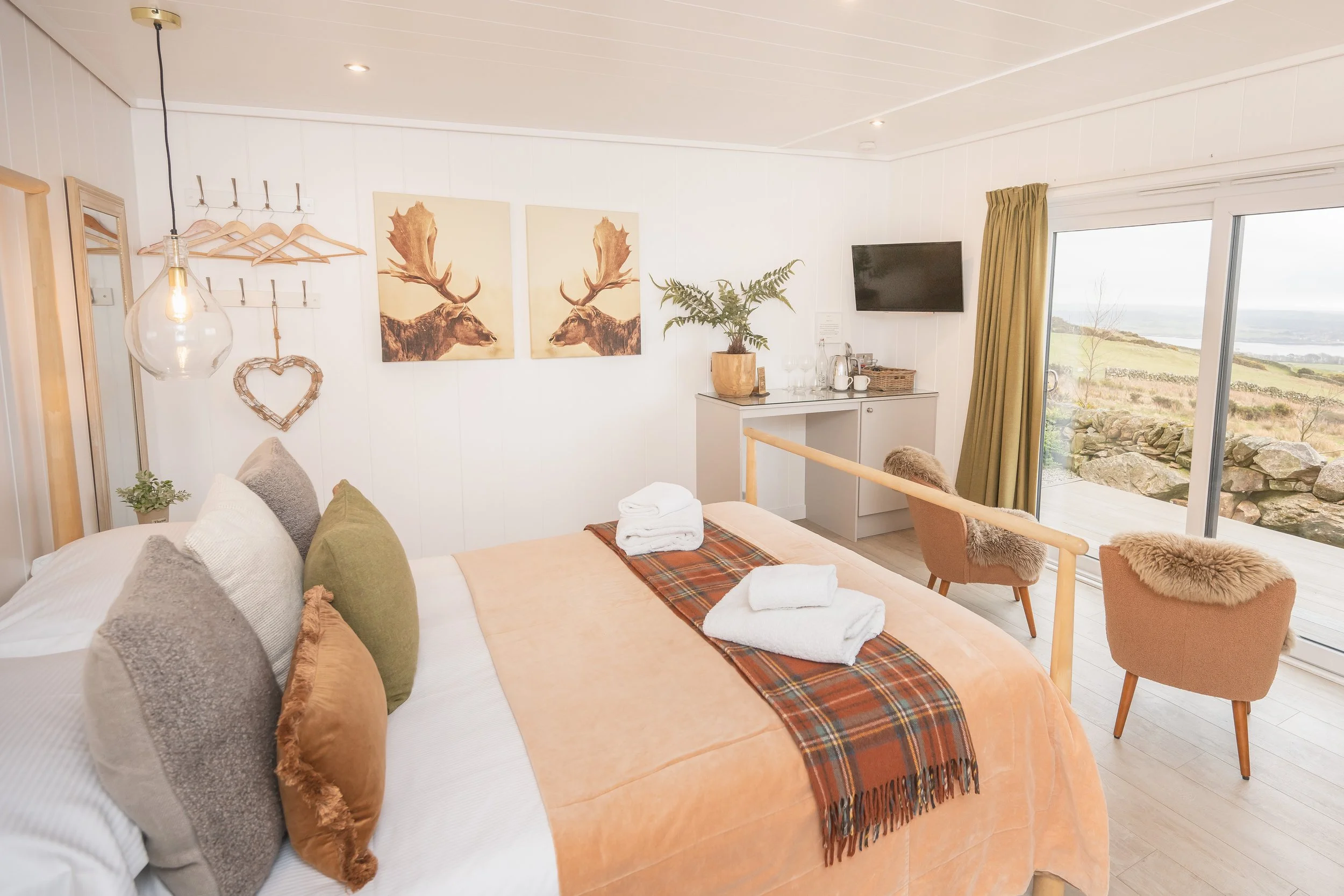 250304_Laggan_DIP_060_Hillside Hideout.jpg