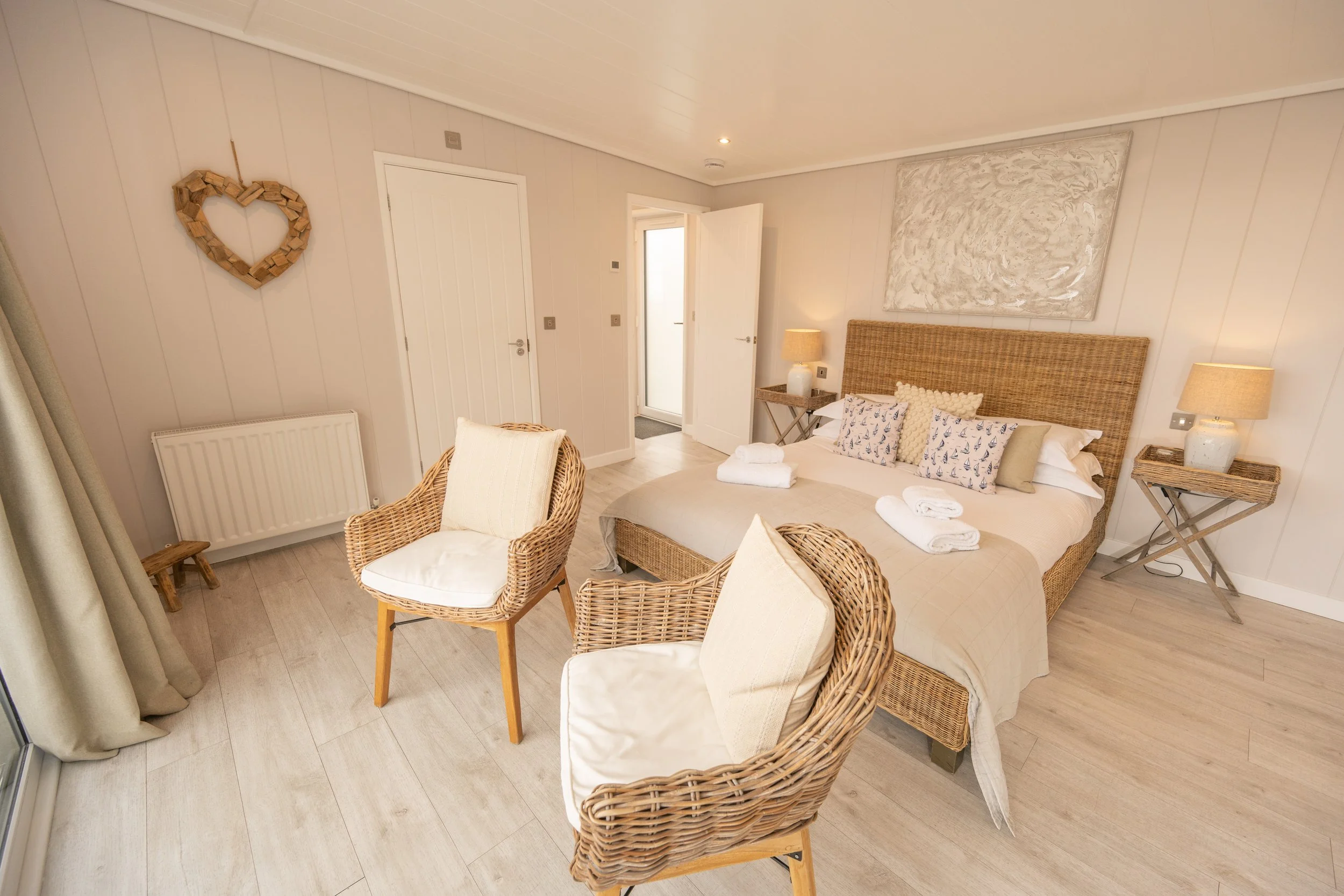 250304_Laggan_DIP_049_Harbour Hideaway.jpg