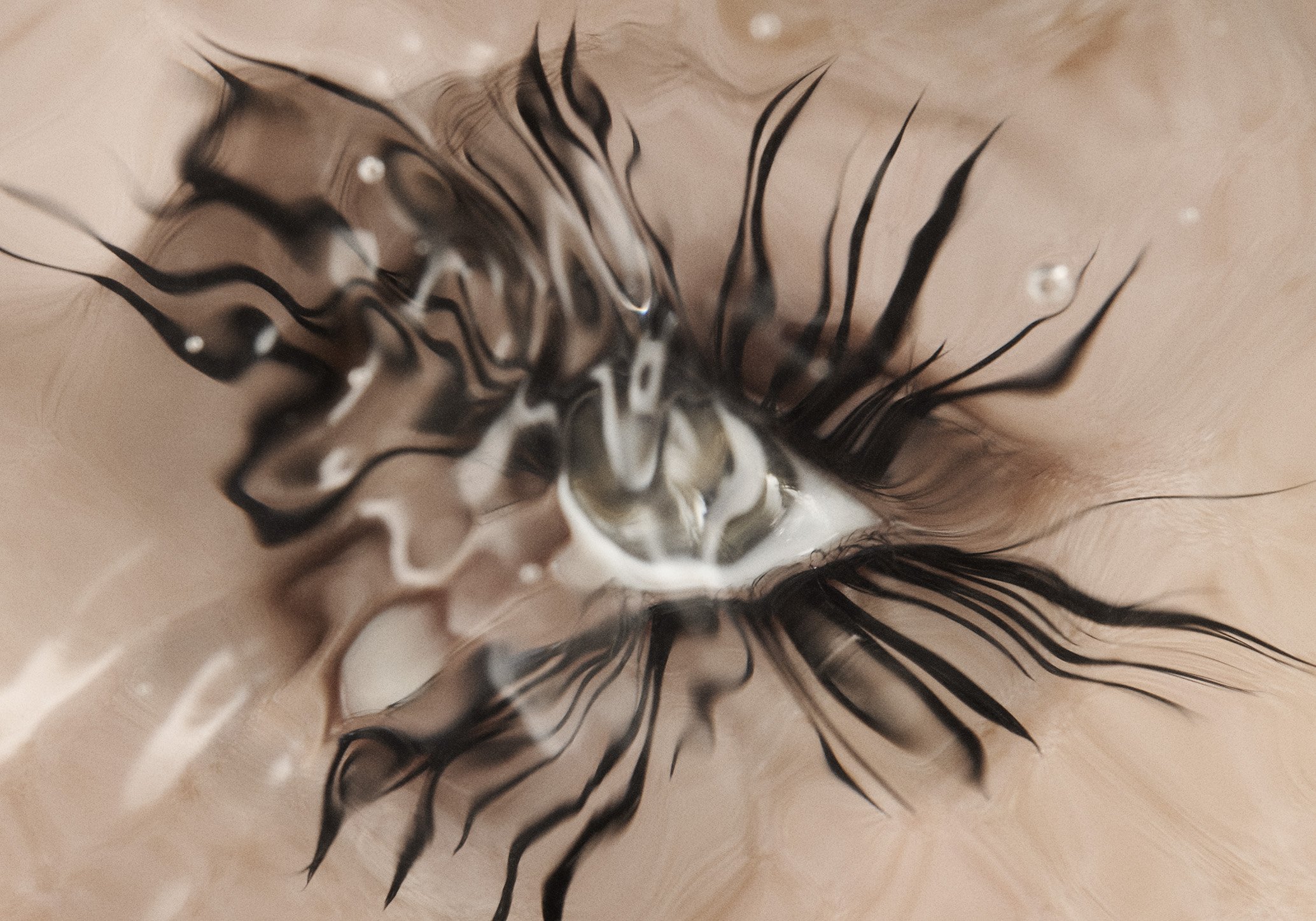 beauty bulletin arved andrew gallimore wet makeup24.jpg