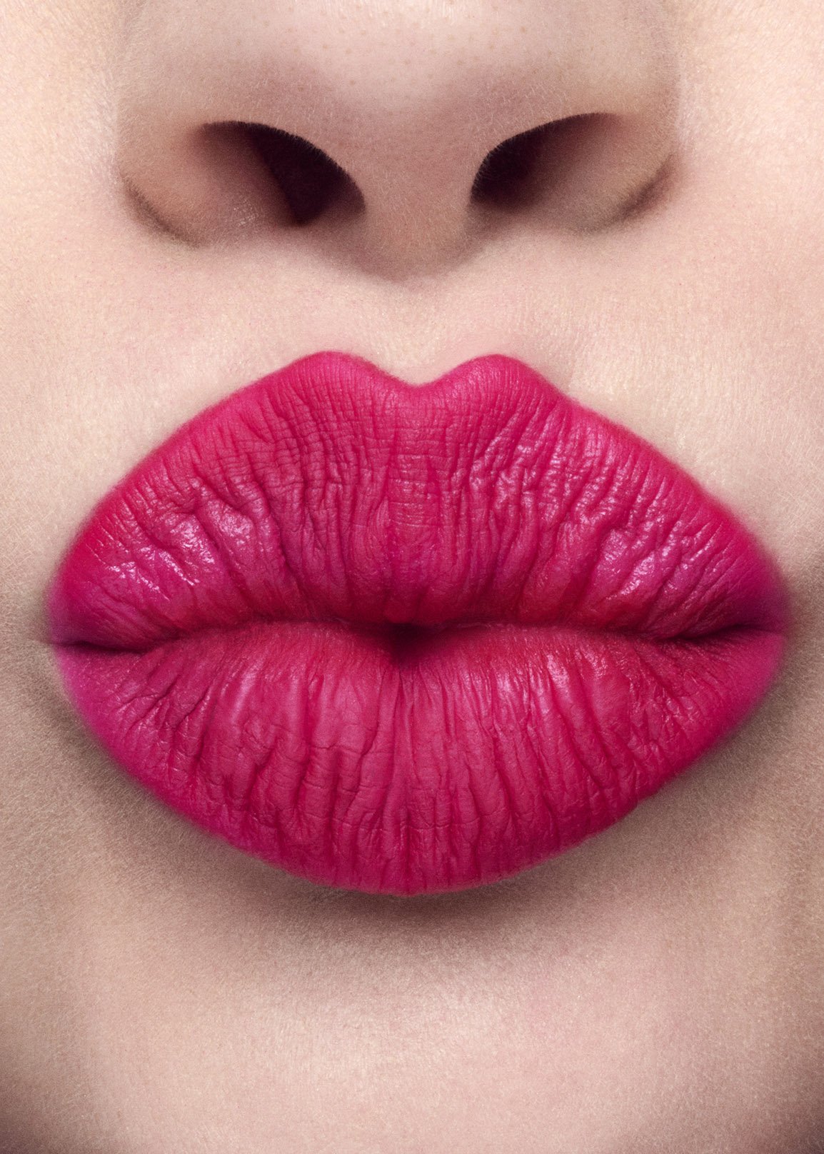 pink power beauty arved editorial lexi tapper10.jpg