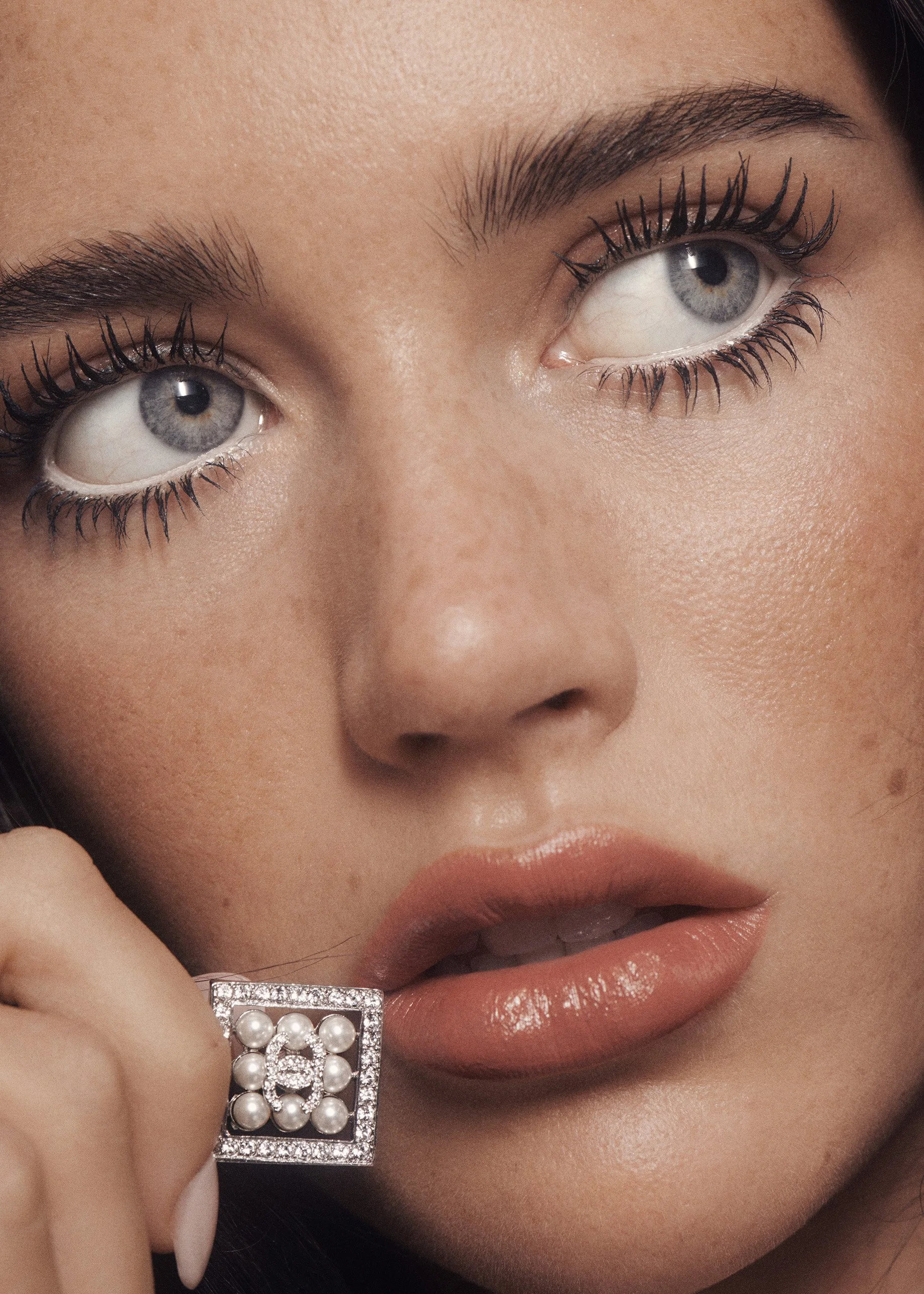 arved chanel beauty olivia neill rollacoaster10.jpg