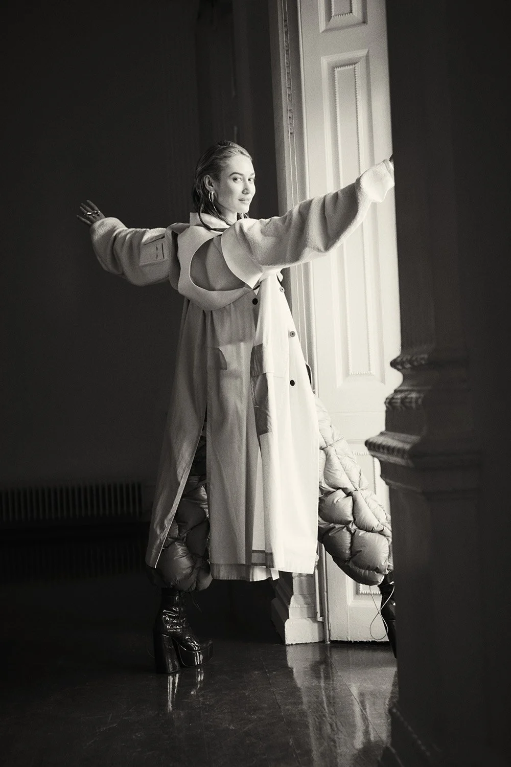 2021_07_08_1883_MAG_OLGA_KURYLENKO_SHOT_02_052JPG.jpg