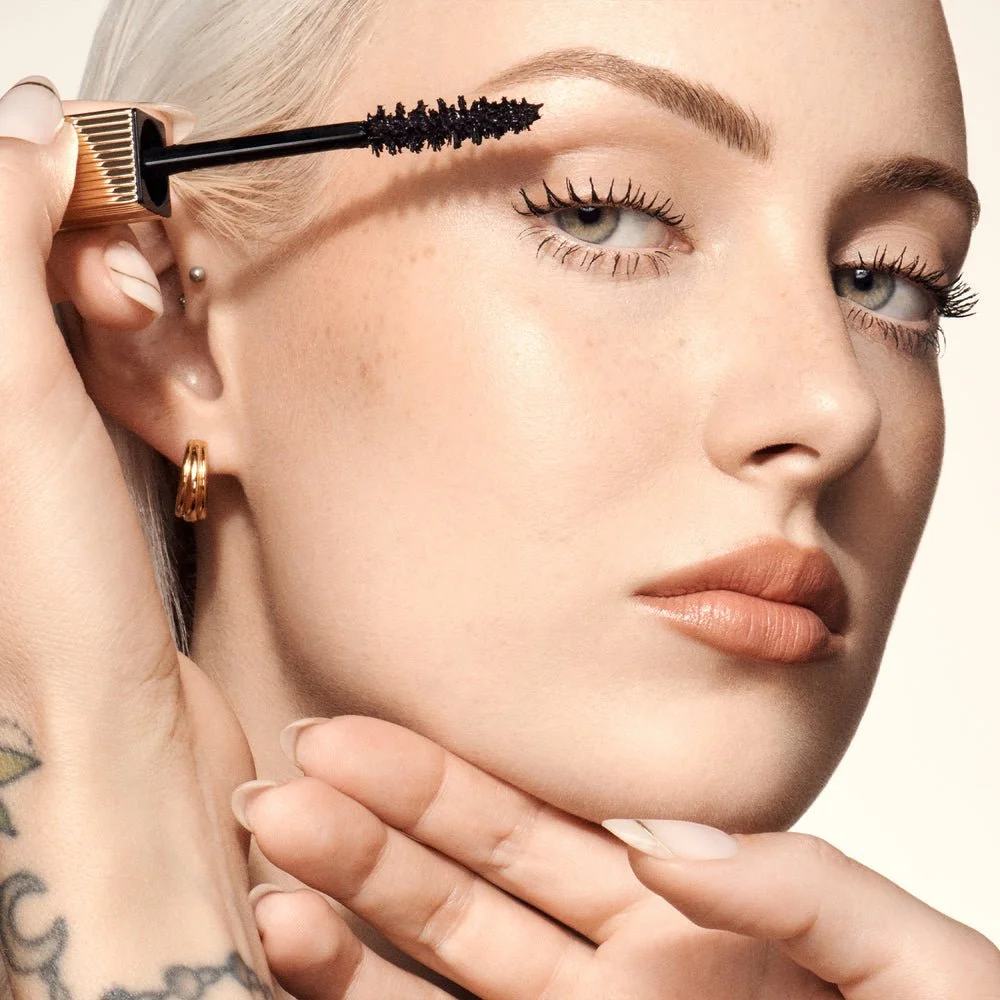 vieve-icon-volumising-mascara-4.jpg