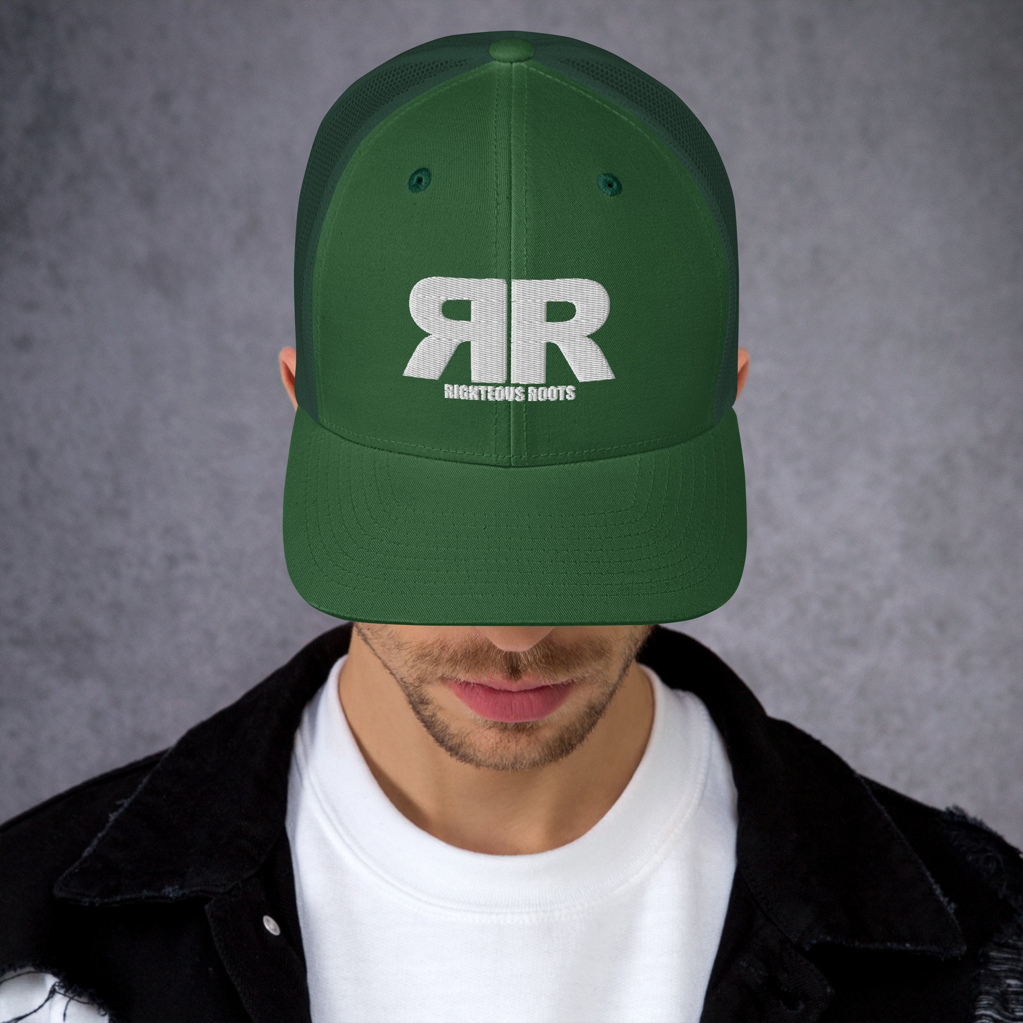 retro-trucker-hat-evergreen-front-681f665d11997.jpg