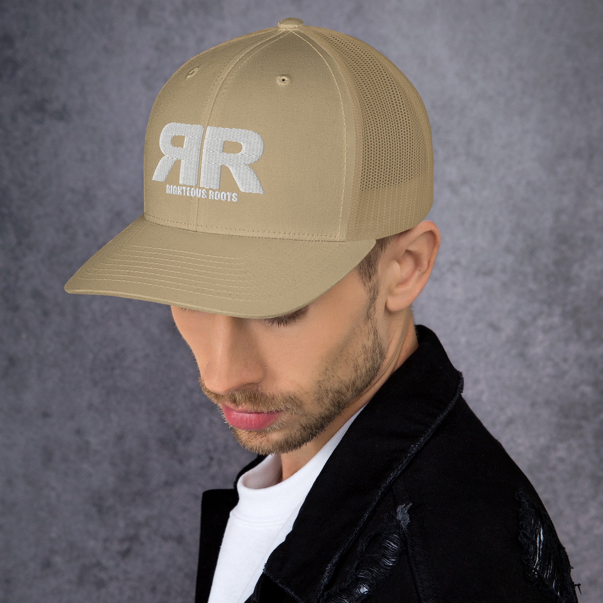 retro-trucker-hat-khaki-left-681f665d17513.jpg