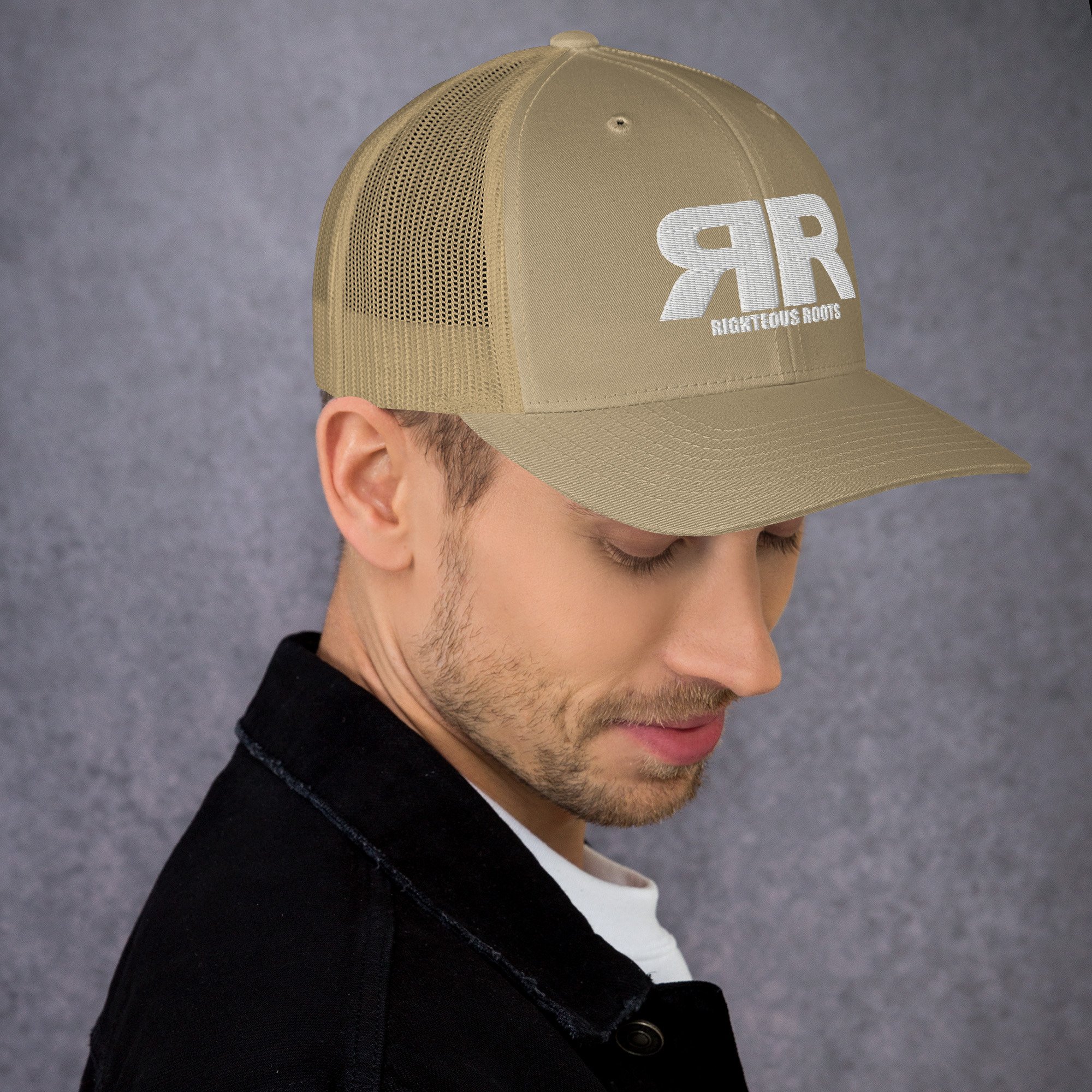 retro-trucker-hat-khaki-right-681f665d17e24.jpg