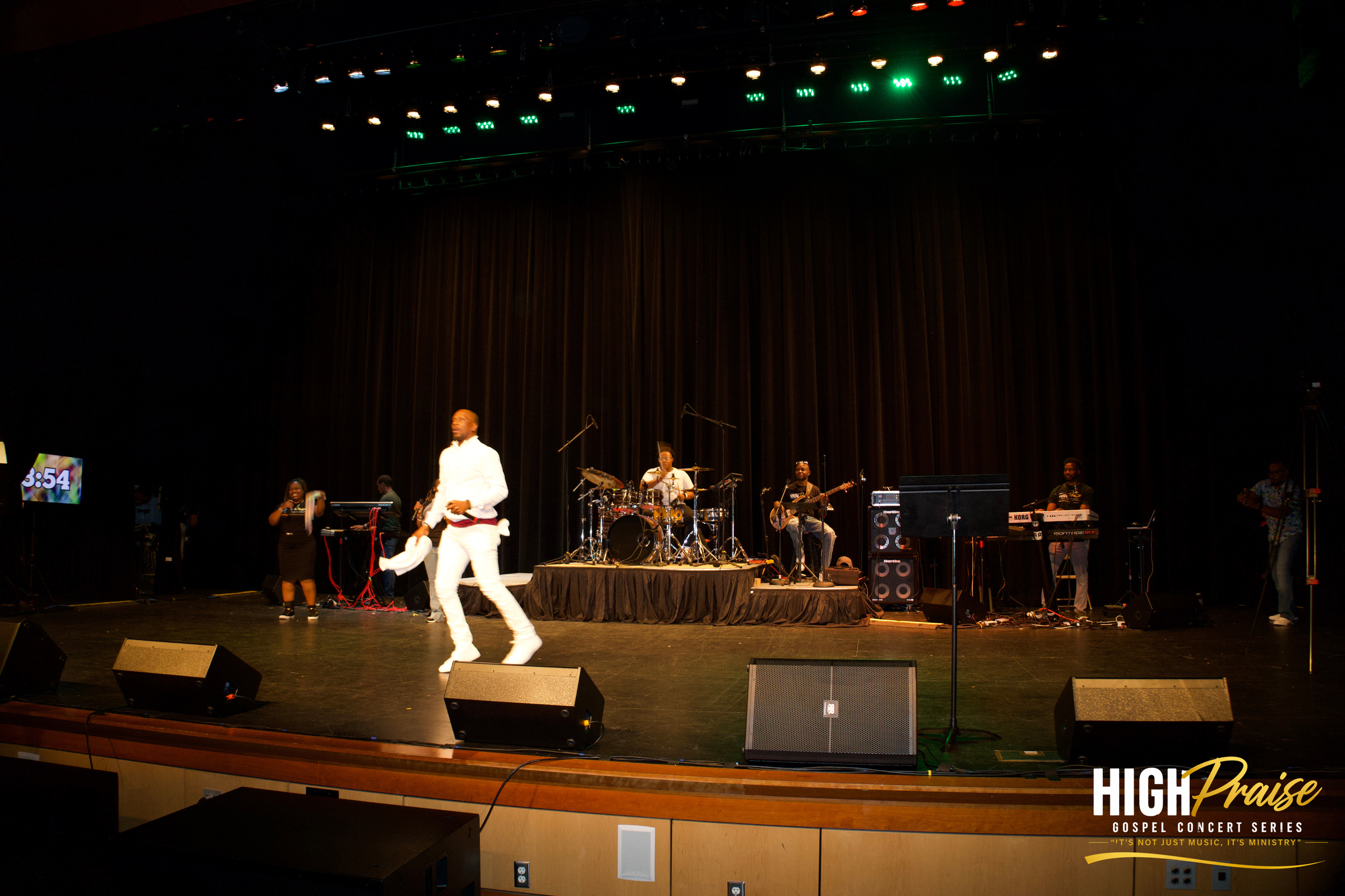 Kevin Heath worshipping during High Praise Gospel Concert Series 2026 live gospel concert.