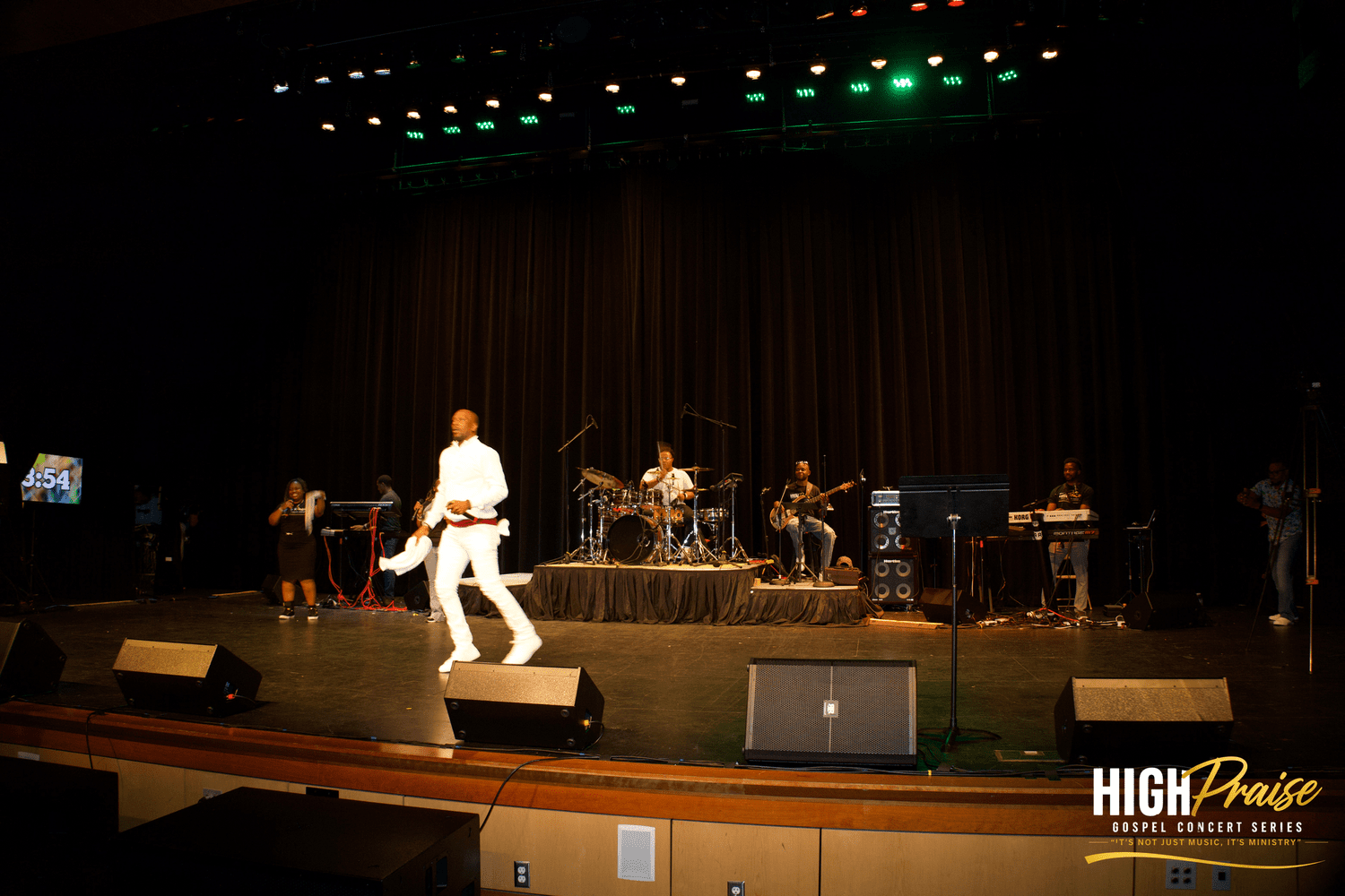 Professional concert sound system and live event production on Cape Cod Massachusetts by Righteous Roots Sound