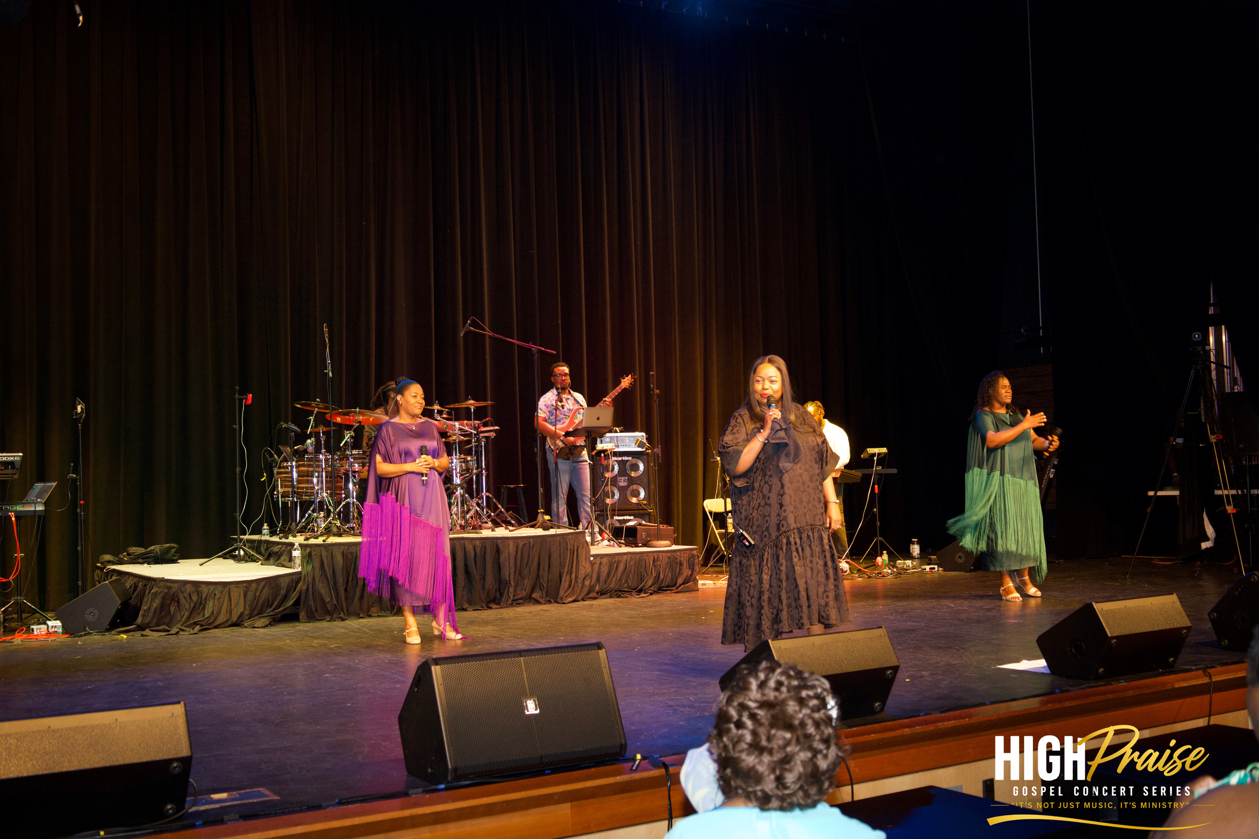 Chevelle Franklyn worshipping during High Praise Gospel Concert Series 2026 live gospel concert.